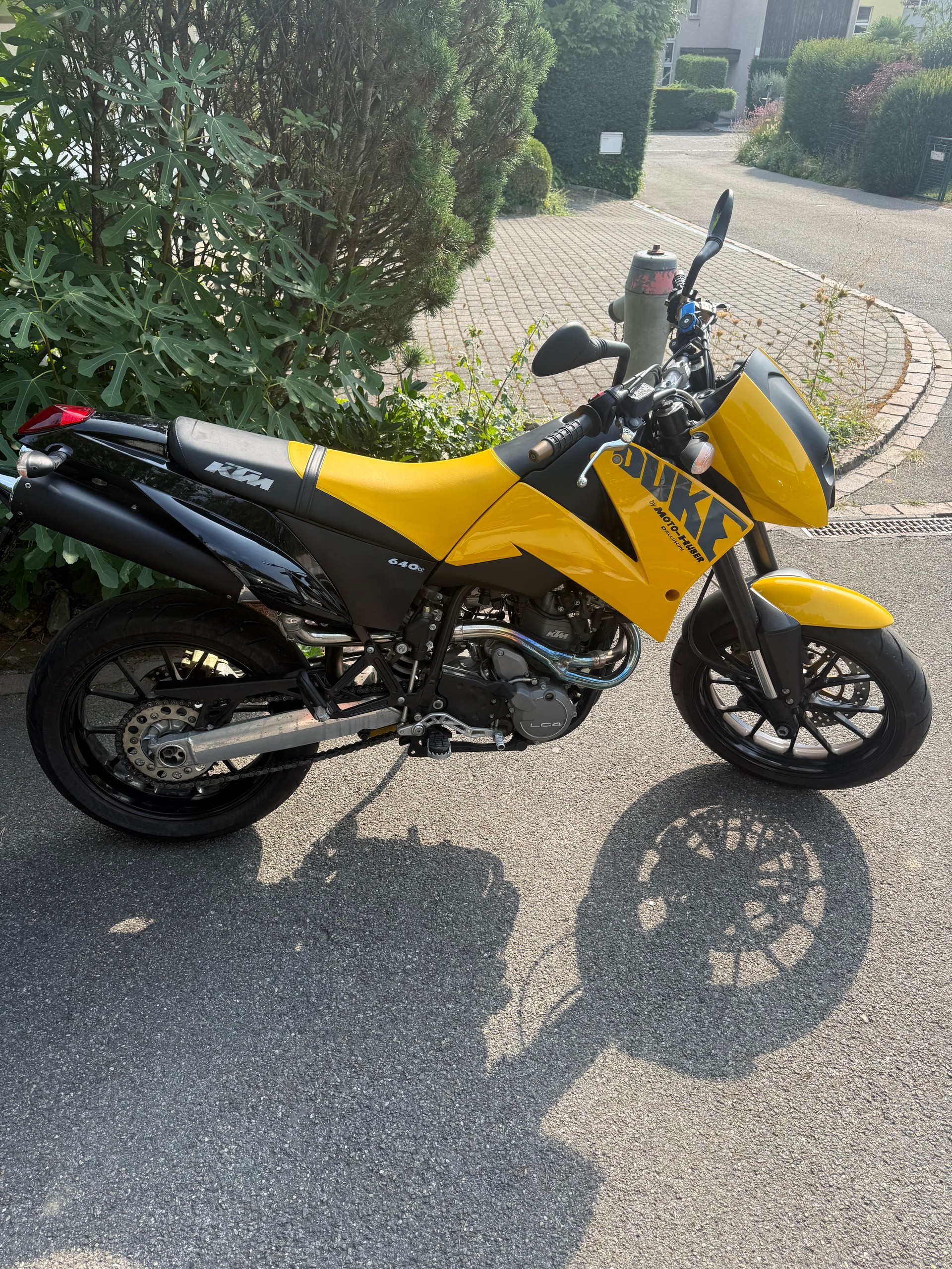 KTM 640 Duke-E II (25kW)-image-4