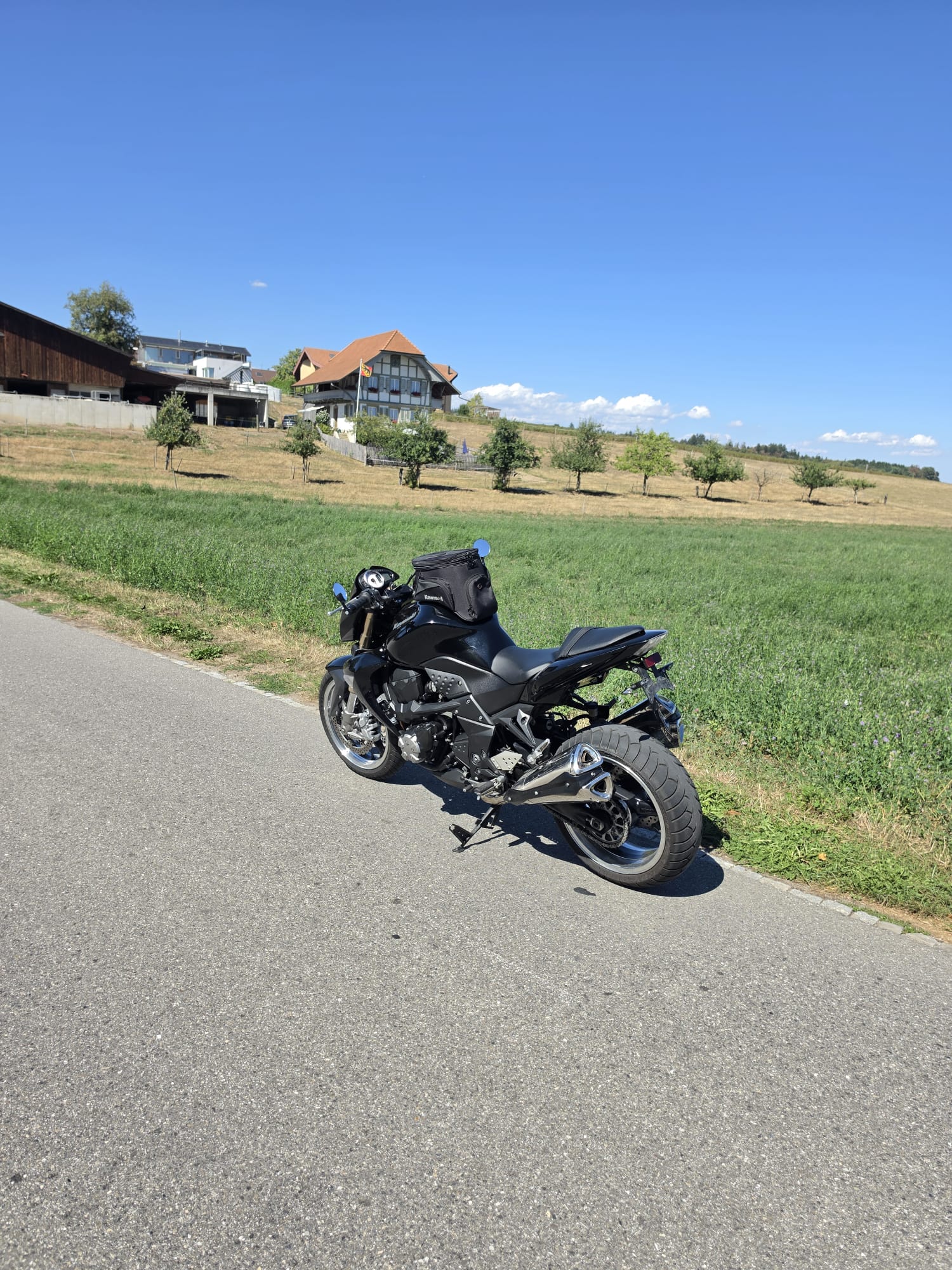KAWASAKI Z 1000 ABS-image-2