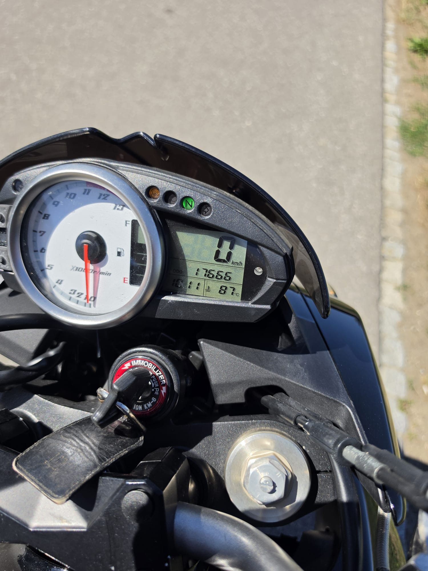 KAWASAKI Z 1000 ABS-image-7