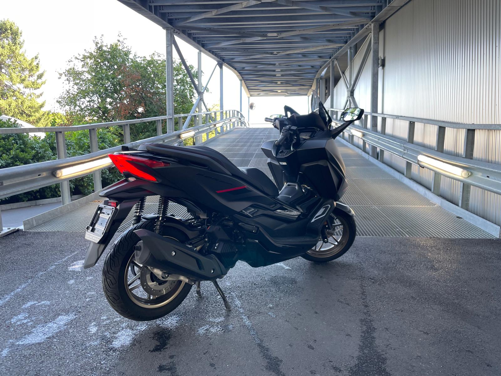 HONDA Nss 125 Forza Special Edition-image-3