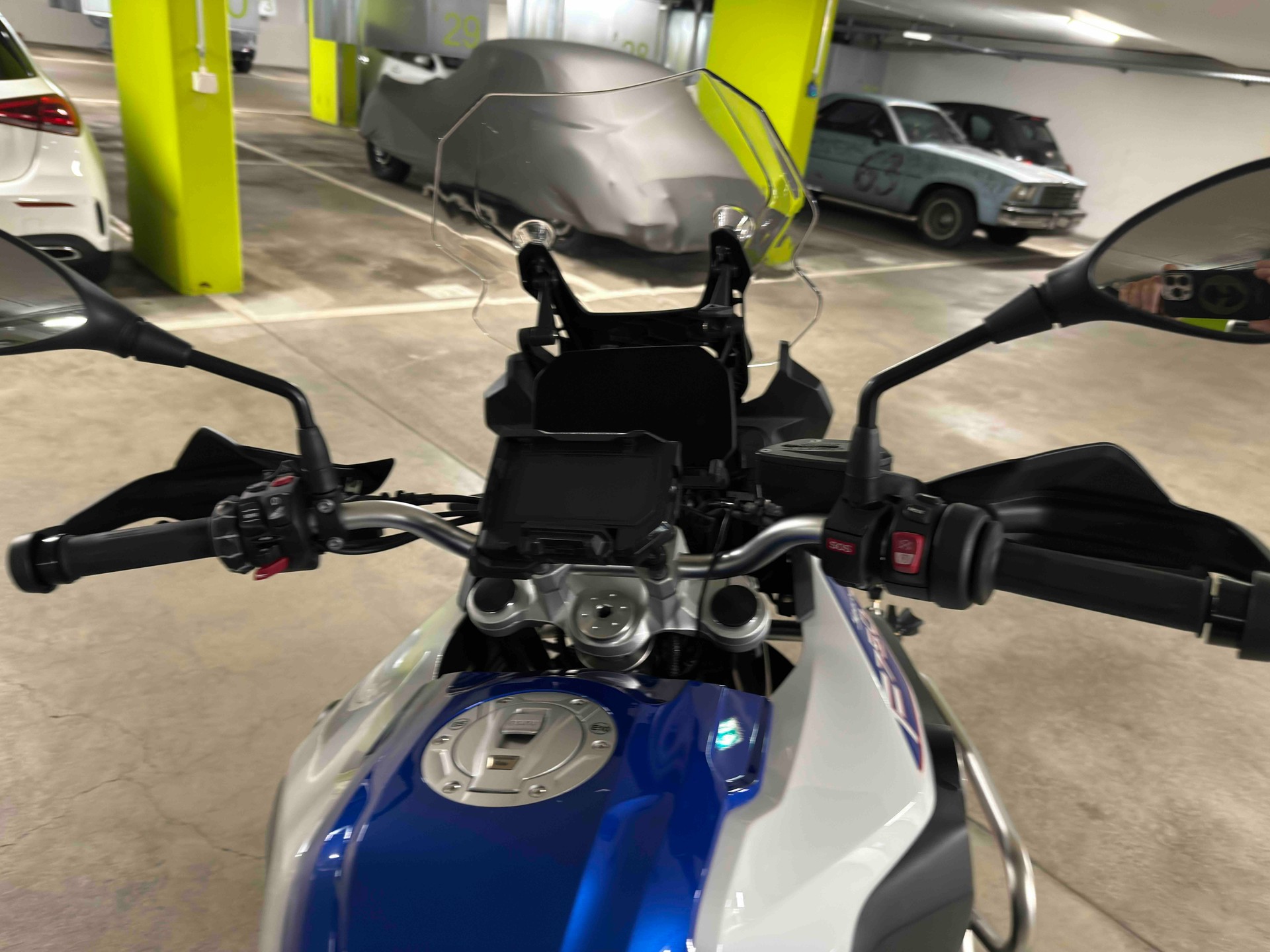 BMW F 750 GS Swiss Edition (35kW)-image-6