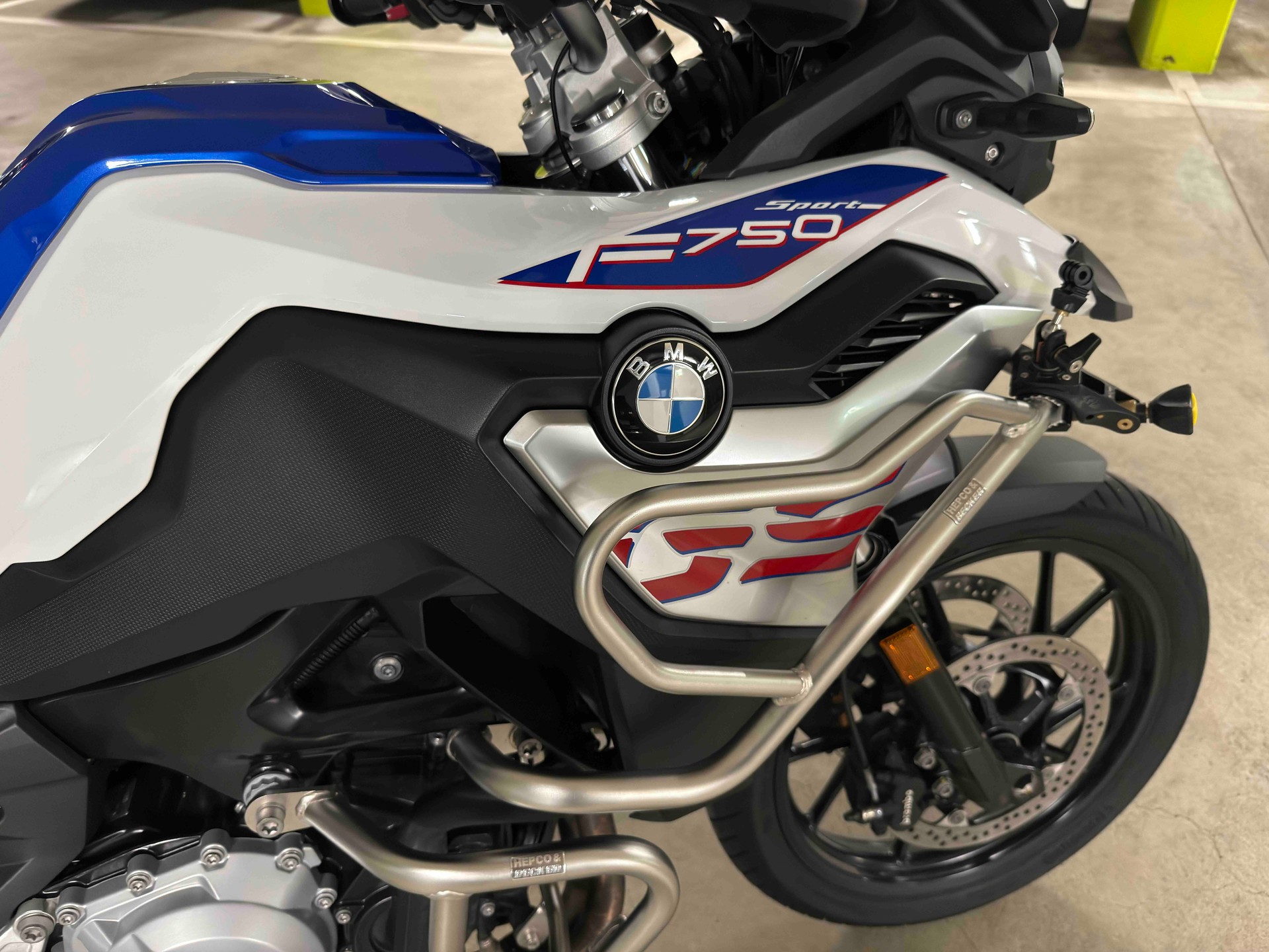 BMW F 750 GS Swiss Edition (35kW)-image-5