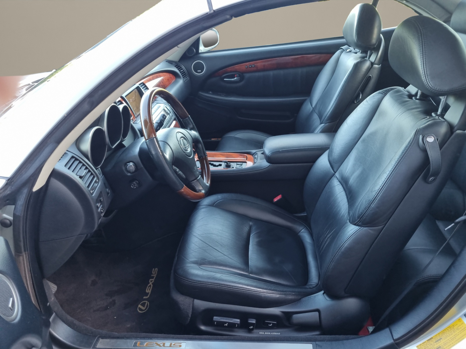 LEXUS SC430-image-16