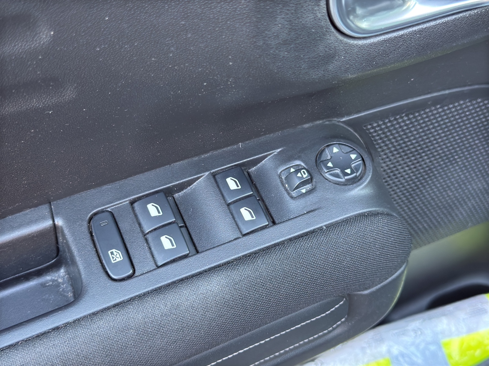 CITROEN C3 Aircross 1.2i PureTech Shine Pack EAT6-image-19