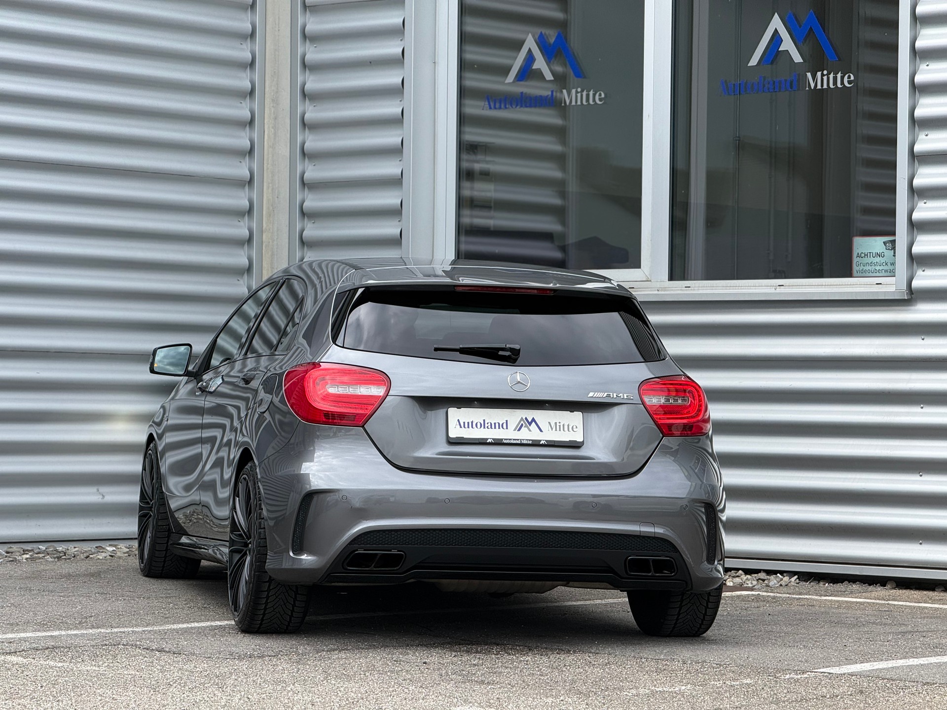 MERCEDES-BENZ A 45 AMG 4Matic Speedshift 7G-DCT-showroom-element-3