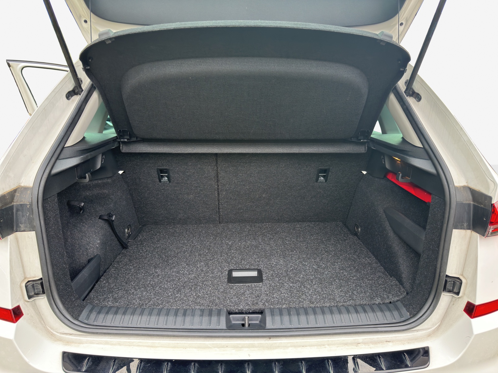 SKODA Kamiq 1.0 TSI Tour DSG-image-12