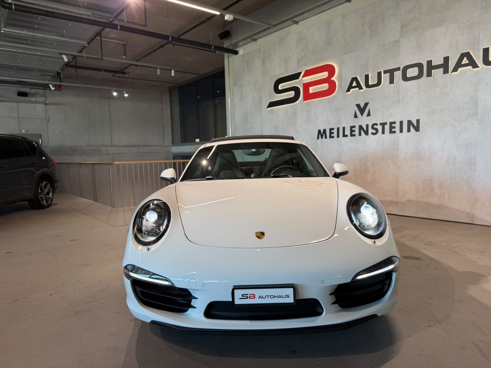 PORSCHE 911 Carrera 4S PDK (CH)-showroom-element-2