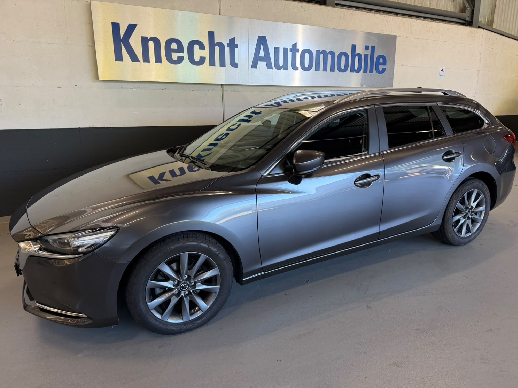 MAZDA 6 Sport Wagon 2.0 Ambition-showroom-element-1