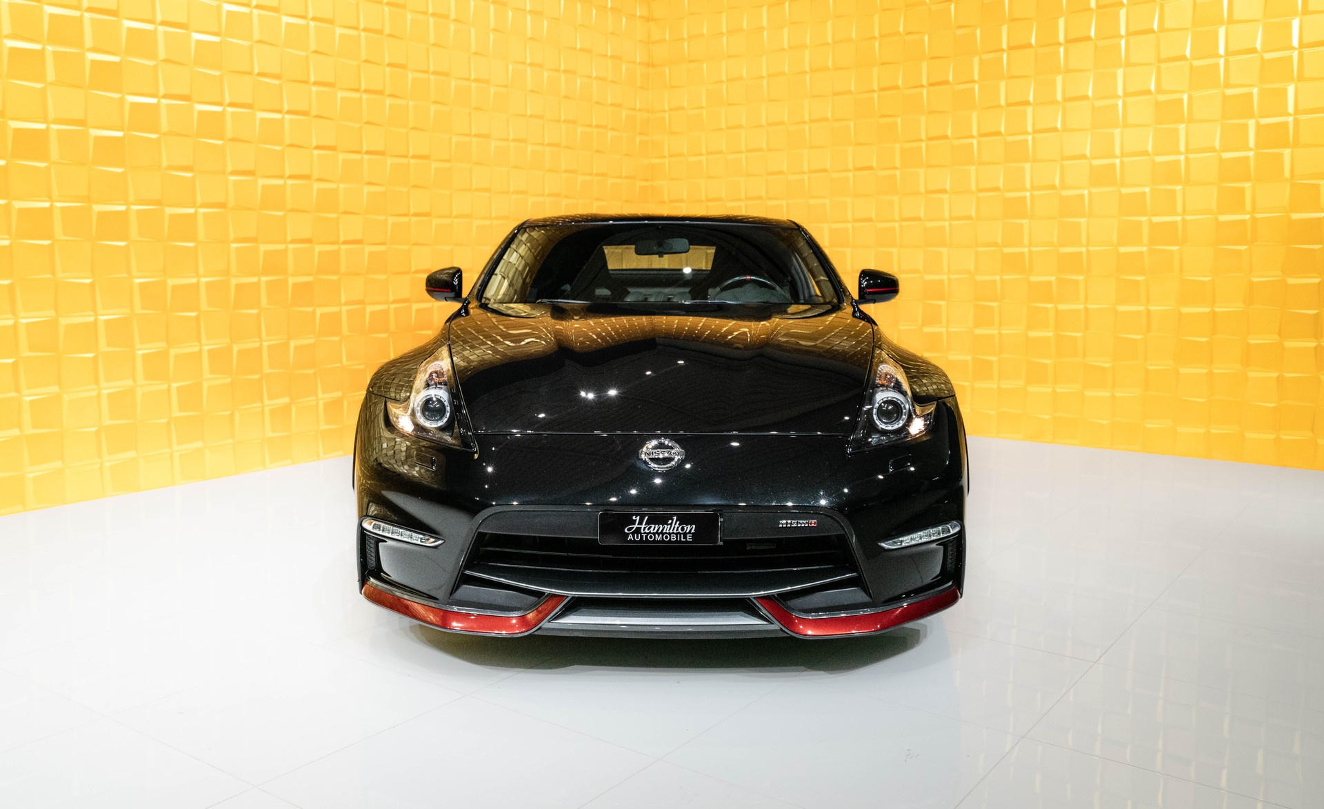 NISSAN 370 Z nismo-showroom-element-1