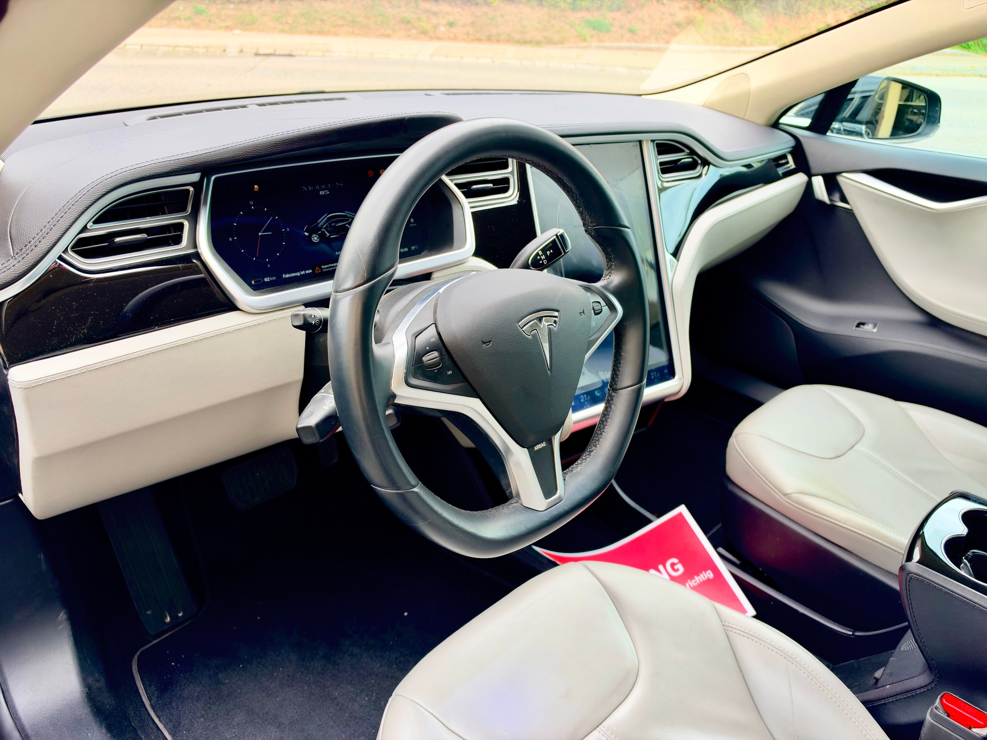 TESLA Model S 85 no supercharger!!!! kein free superchager !!!!!-showroom-element-3