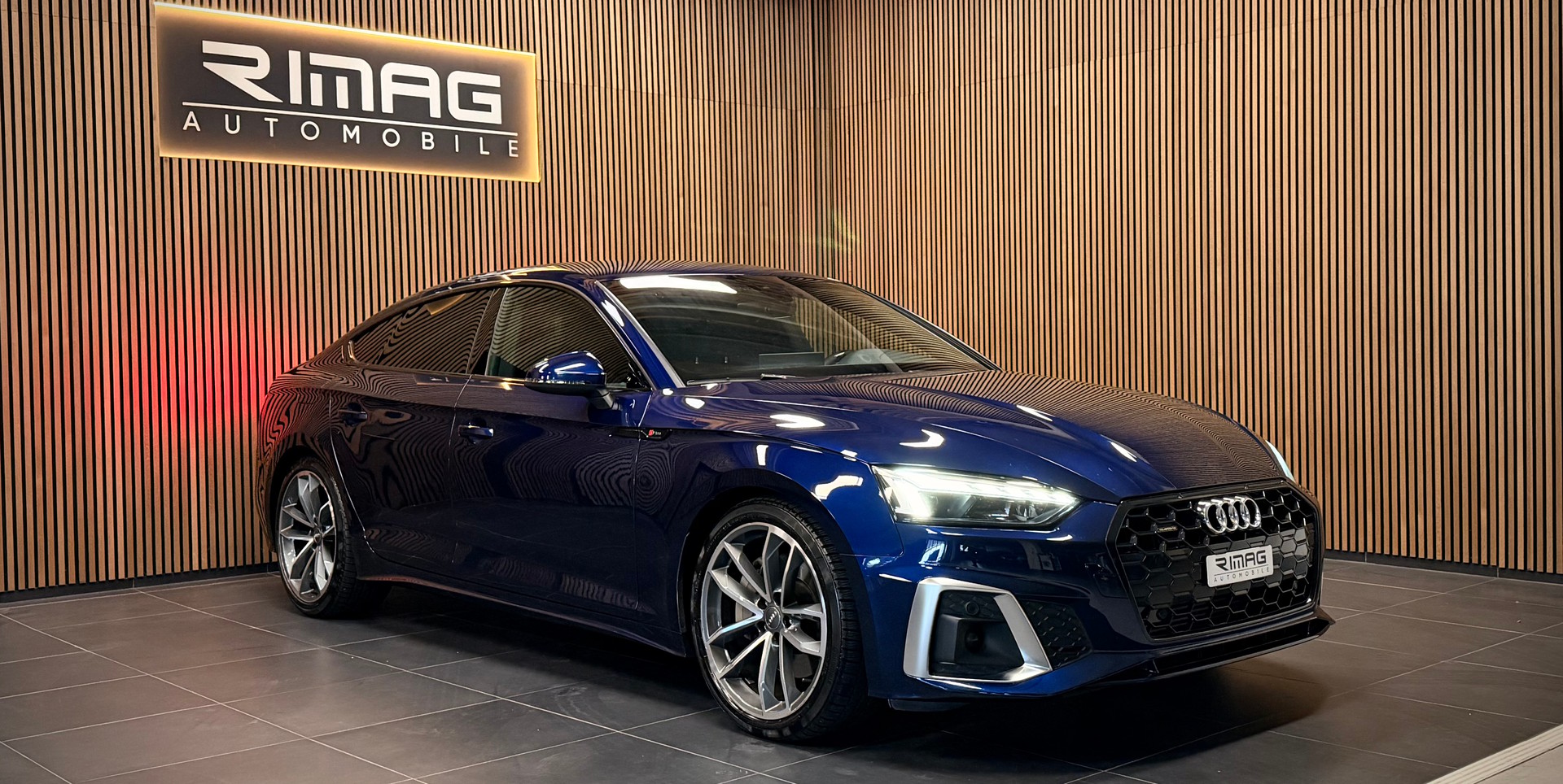 AUDI A5 Sportback 45 TFSI S-Line S-tronic quattro-showroom-element-3