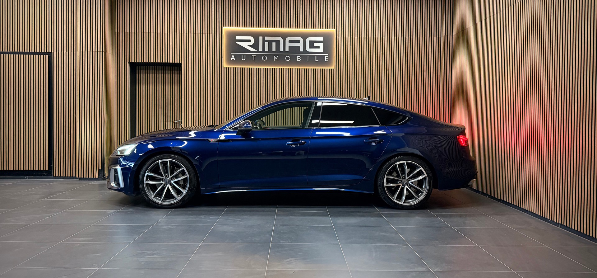 AUDI A5 Sportback 45 TFSI S-Line S-tronic quattro-image-4