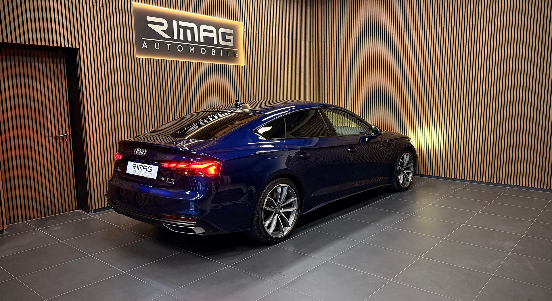 AUDI A5 Sportback 45 TFSI S-Line S-tronic quattro-image-12