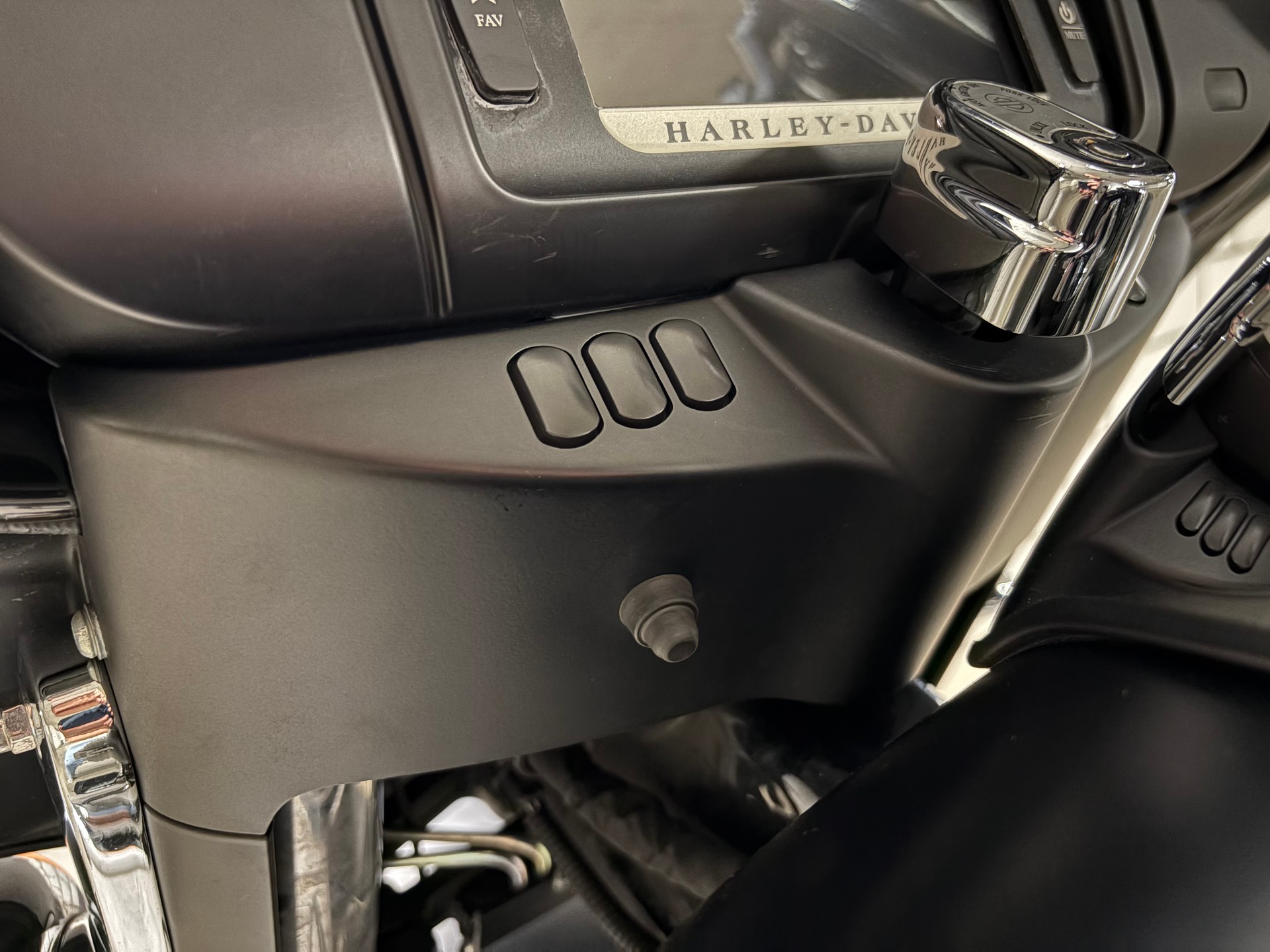HARLEY-DAVIDSON FLHXS Street Glide Special ABS-image-12
