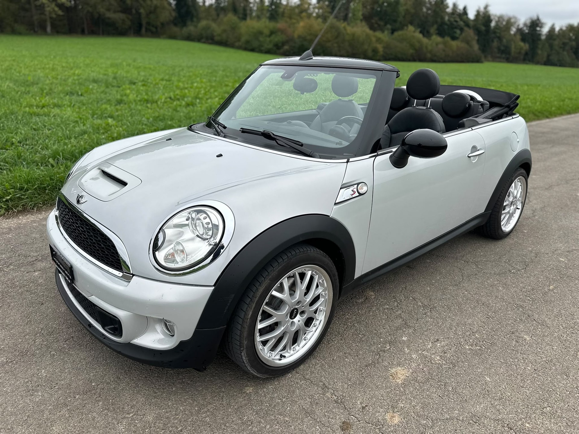 MINI Cooper S Cabriolet-showroom-element-1