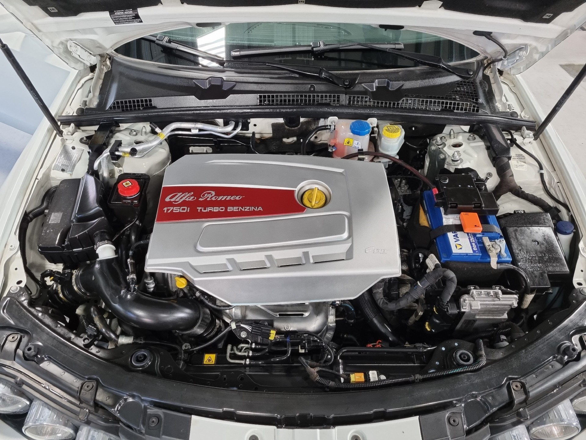 ALFA ROMEO Spider 1.8 TBi-image-11