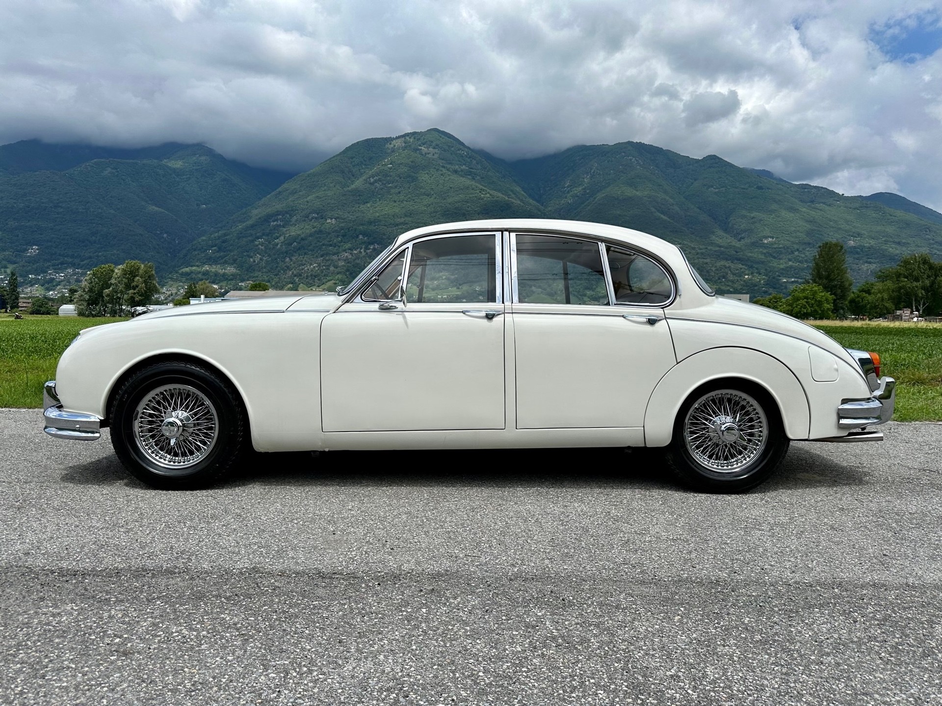 JAGUAR MK 2 3.4-image-1