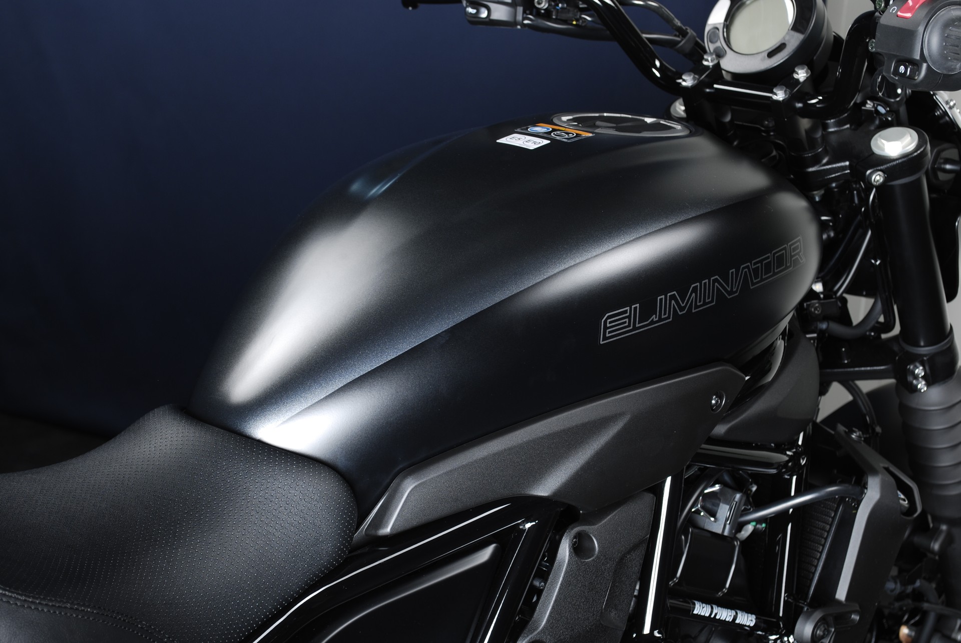 KAWASAKI Eliminator 500 SE MY25 - Umbau-image-3