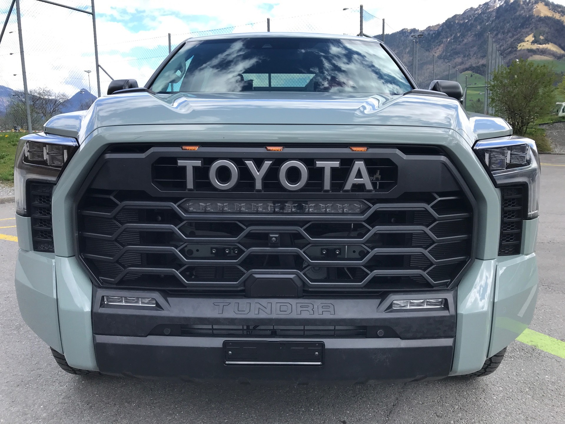 TOYOTA Tundra TRD PRO 3.5 I-Force Max Hybrid CrewCab