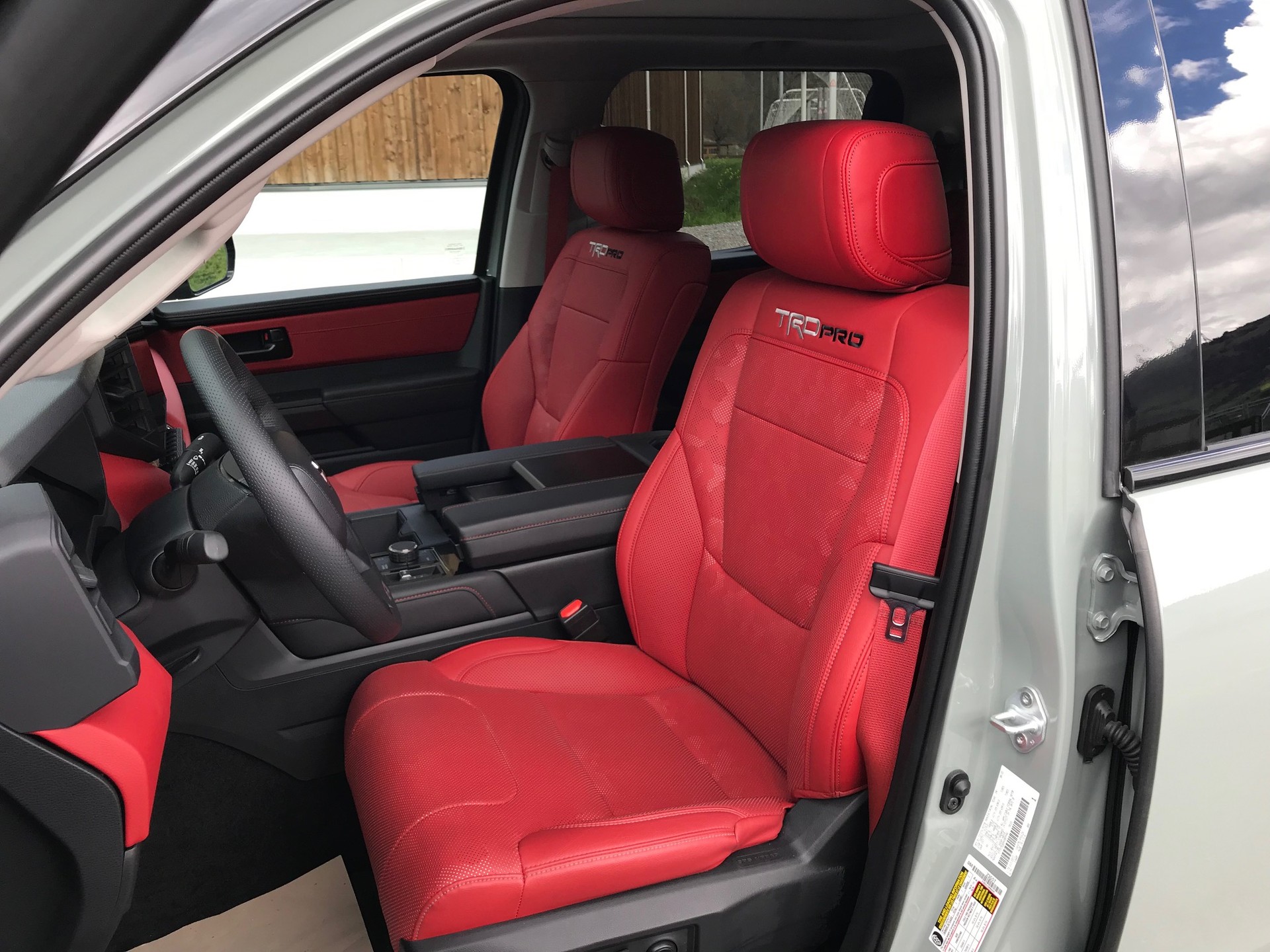 TOYOTA Tundra TRD PRO 3.5 I-Force Max Hybrid CrewCab-image-5