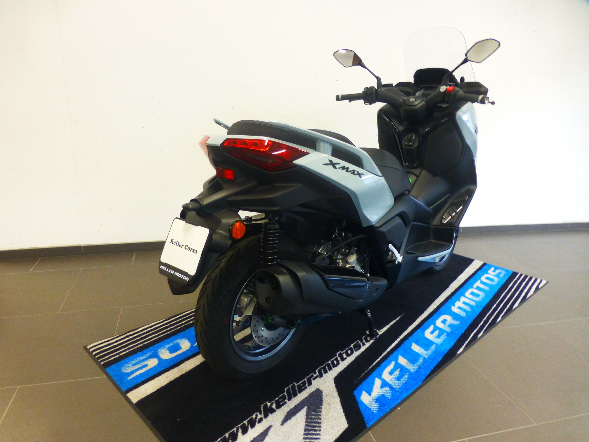 YAMAHA X-Max 300 Tech Max-image-14