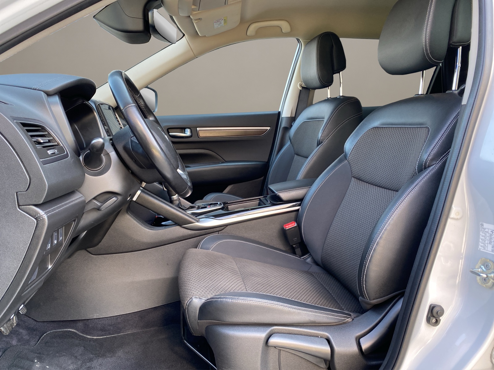 RENAULT Koleos 2.0 dCi Intens 4WD Xtronic CVT-image-8