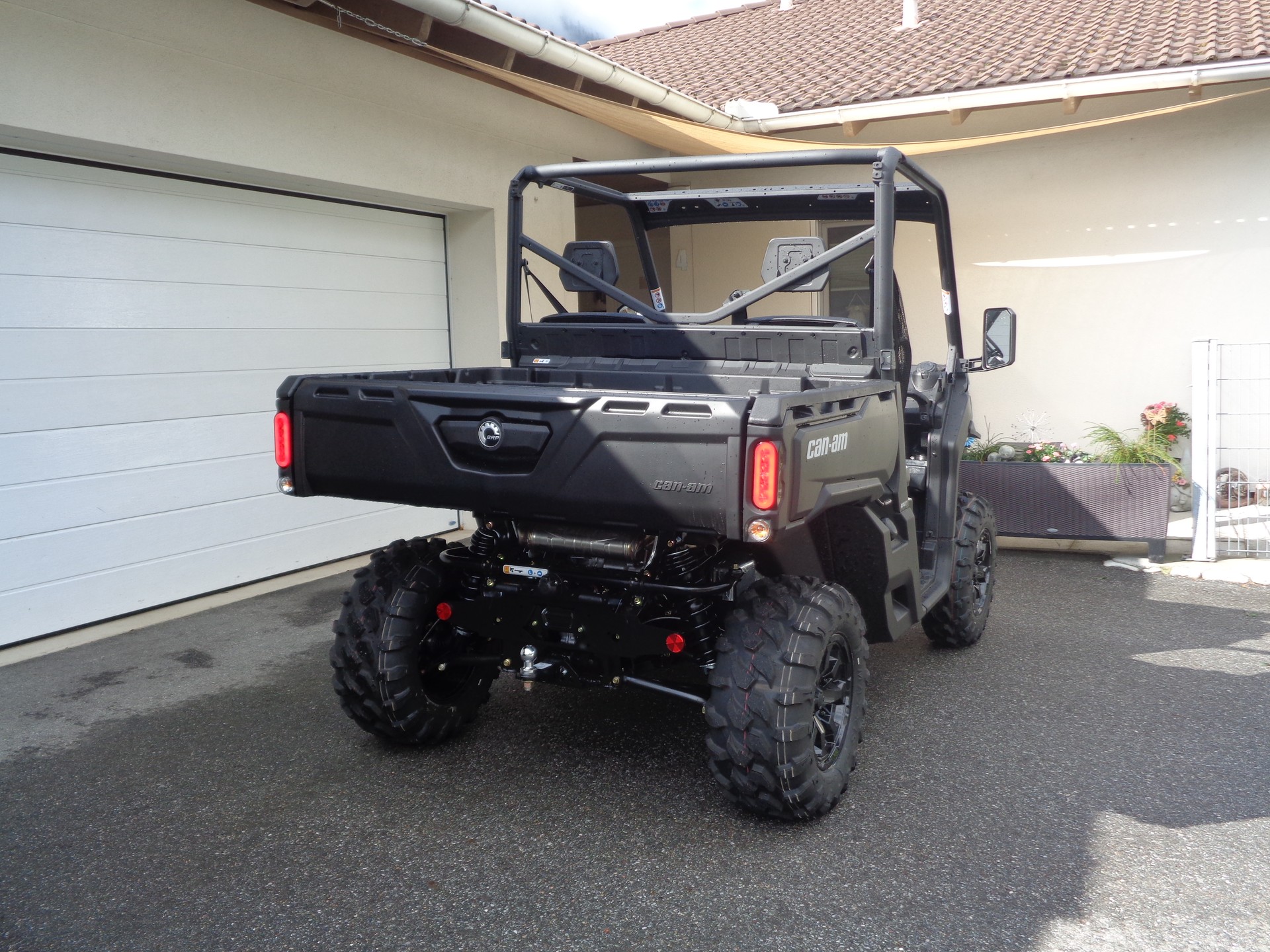 CAN-AM Traxter HD9 (1000ccm) XU ABS-image-4
