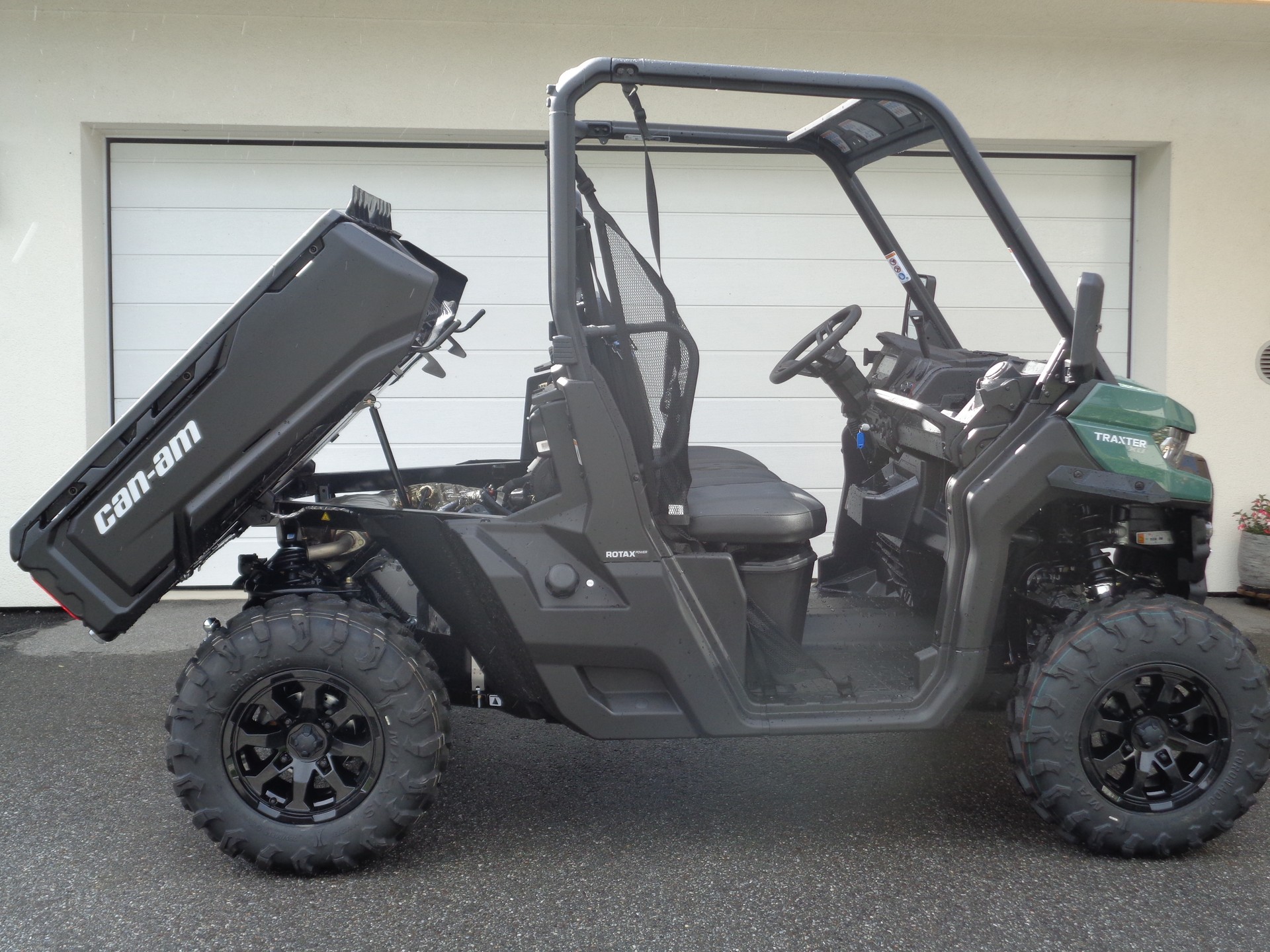 CAN-AM Traxter HD9 (1000ccm) XU ABS-image-7