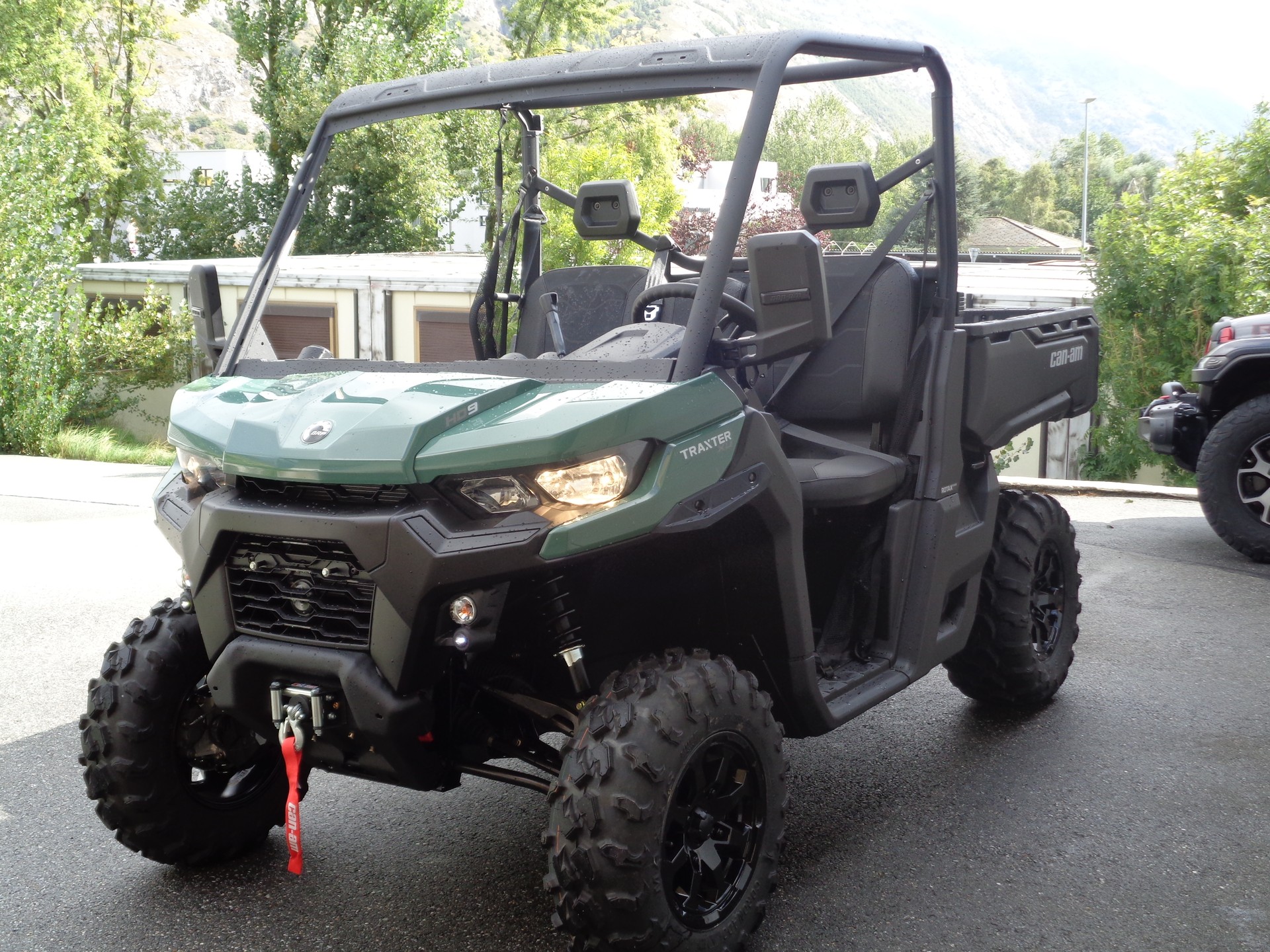 CAN-AM Traxter HD9 (1000ccm) XU ABS-image-1