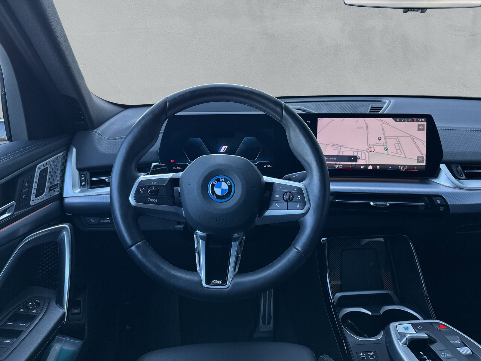 BMW iX2 xDrive 30 M Sport **Action de leasing à 1.9%** 📍-image-16