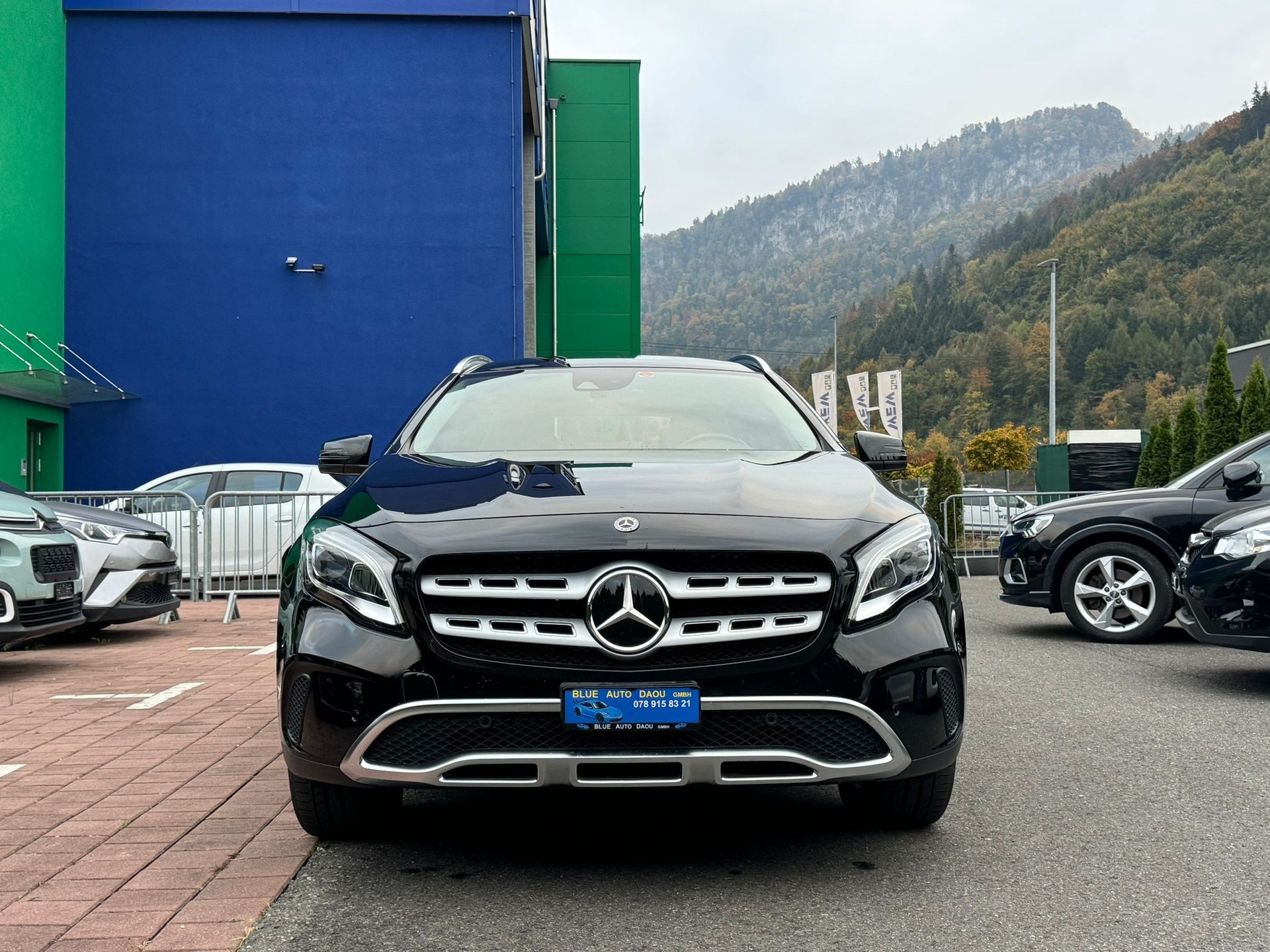 MERCEDES-BENZ GLA 200 d Swiss Star Edition Urban 4Matic 7G-DCT