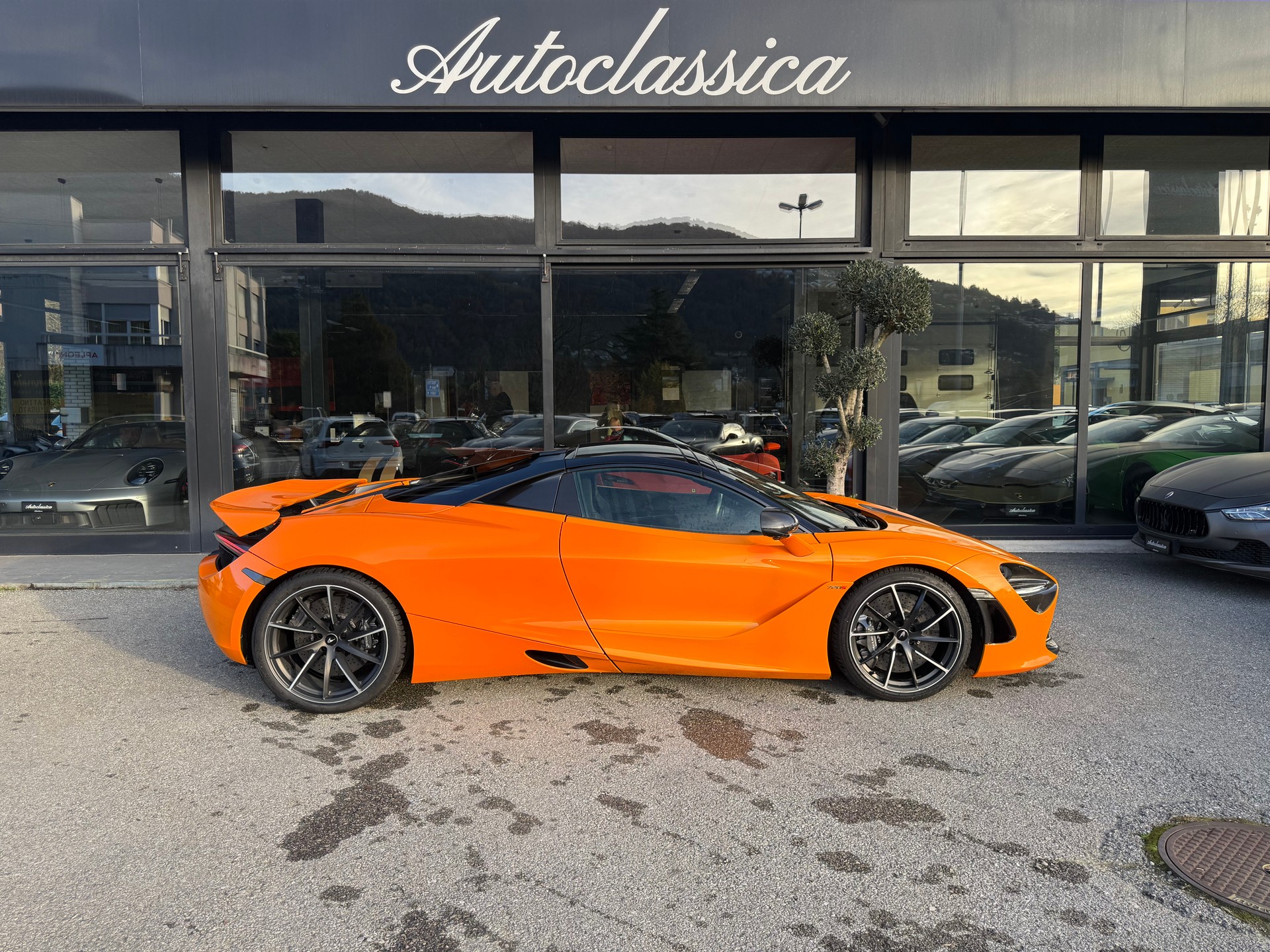 McLAREN 720S Spider Performance 4.0 V8 SSG-image-4