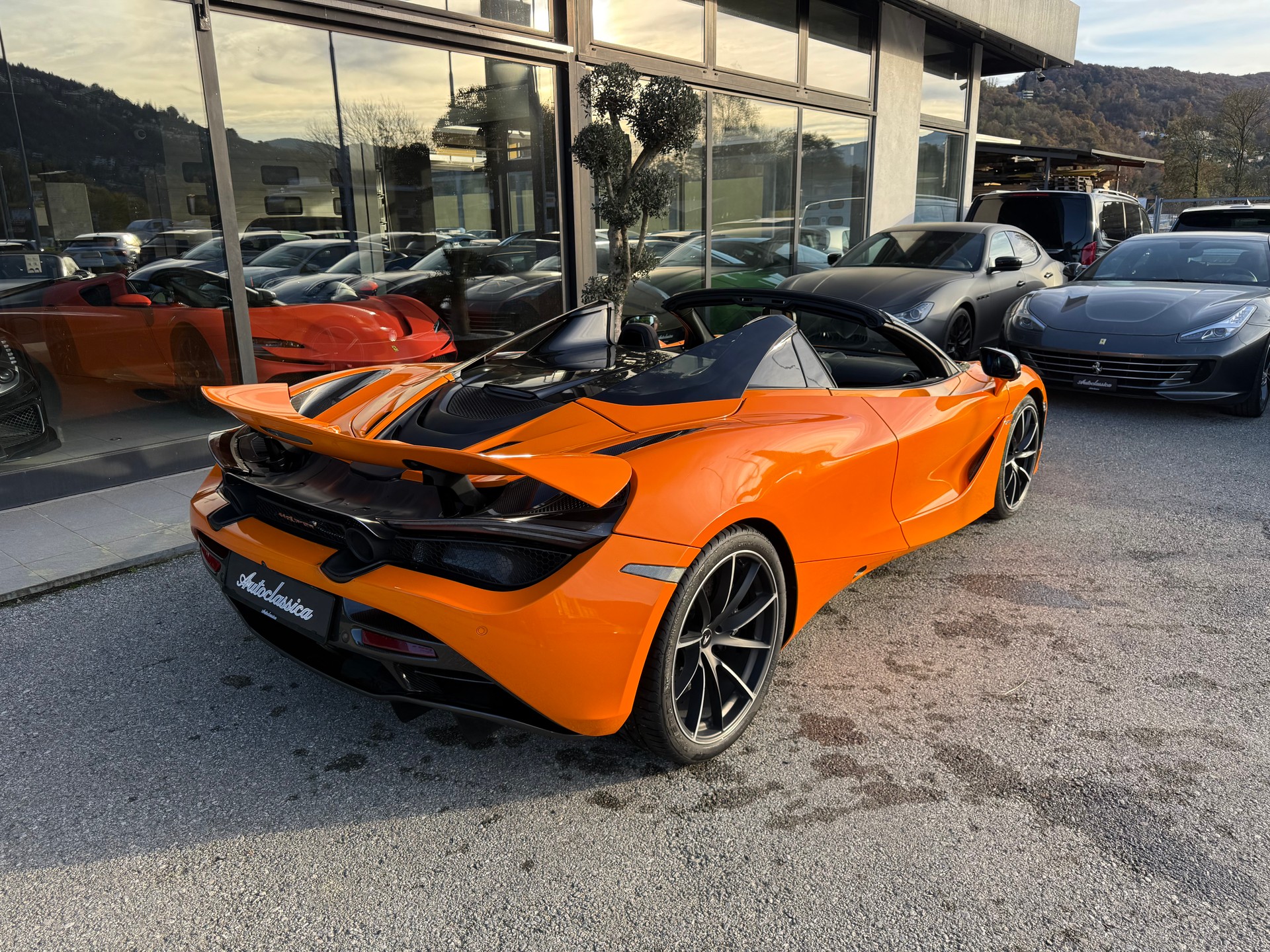 McLAREN 720S Spider Performance 4.0 V8 SSG-image-9