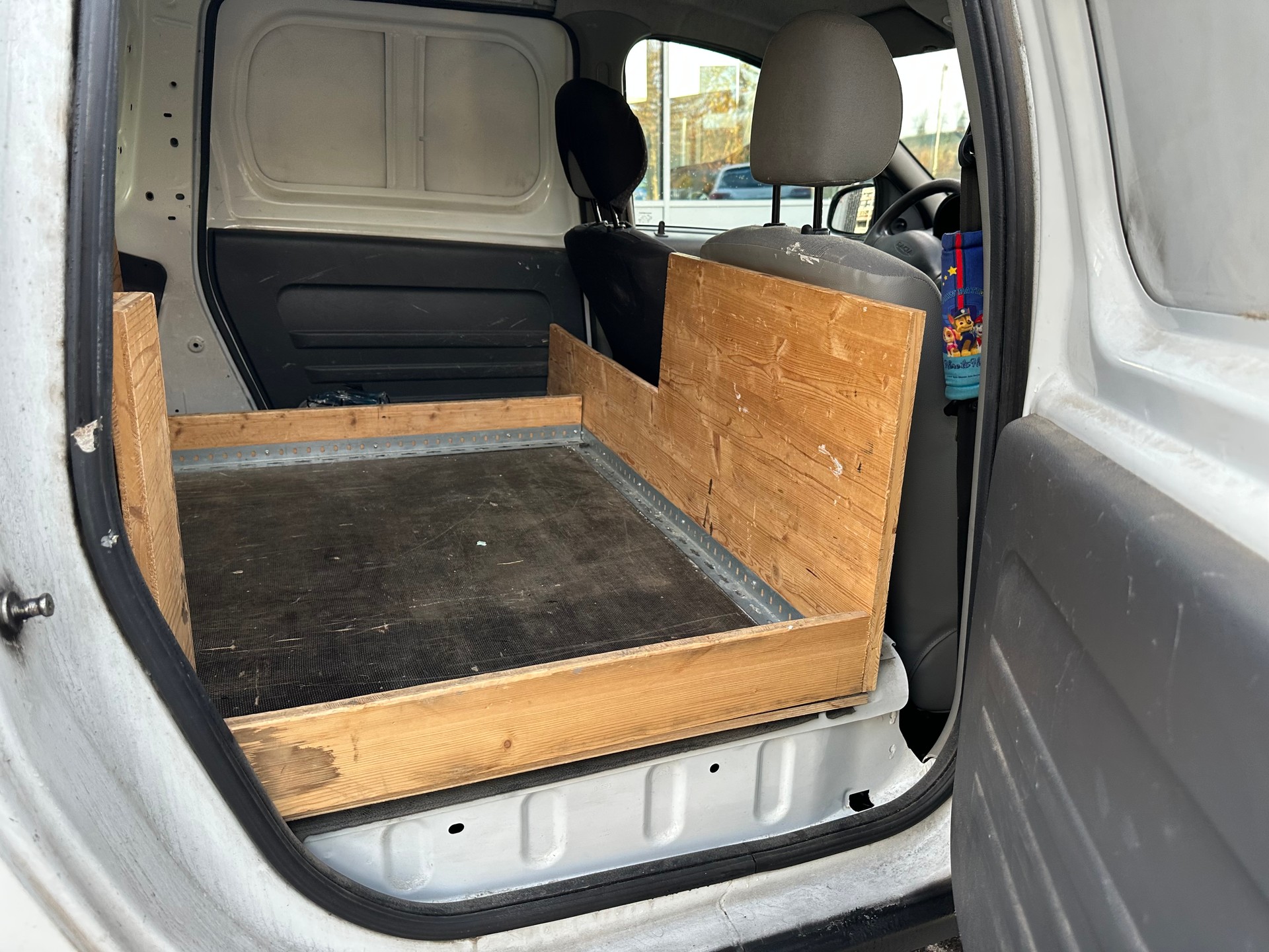 DACIA Logan 1.5 dCi Ambiance-image-13