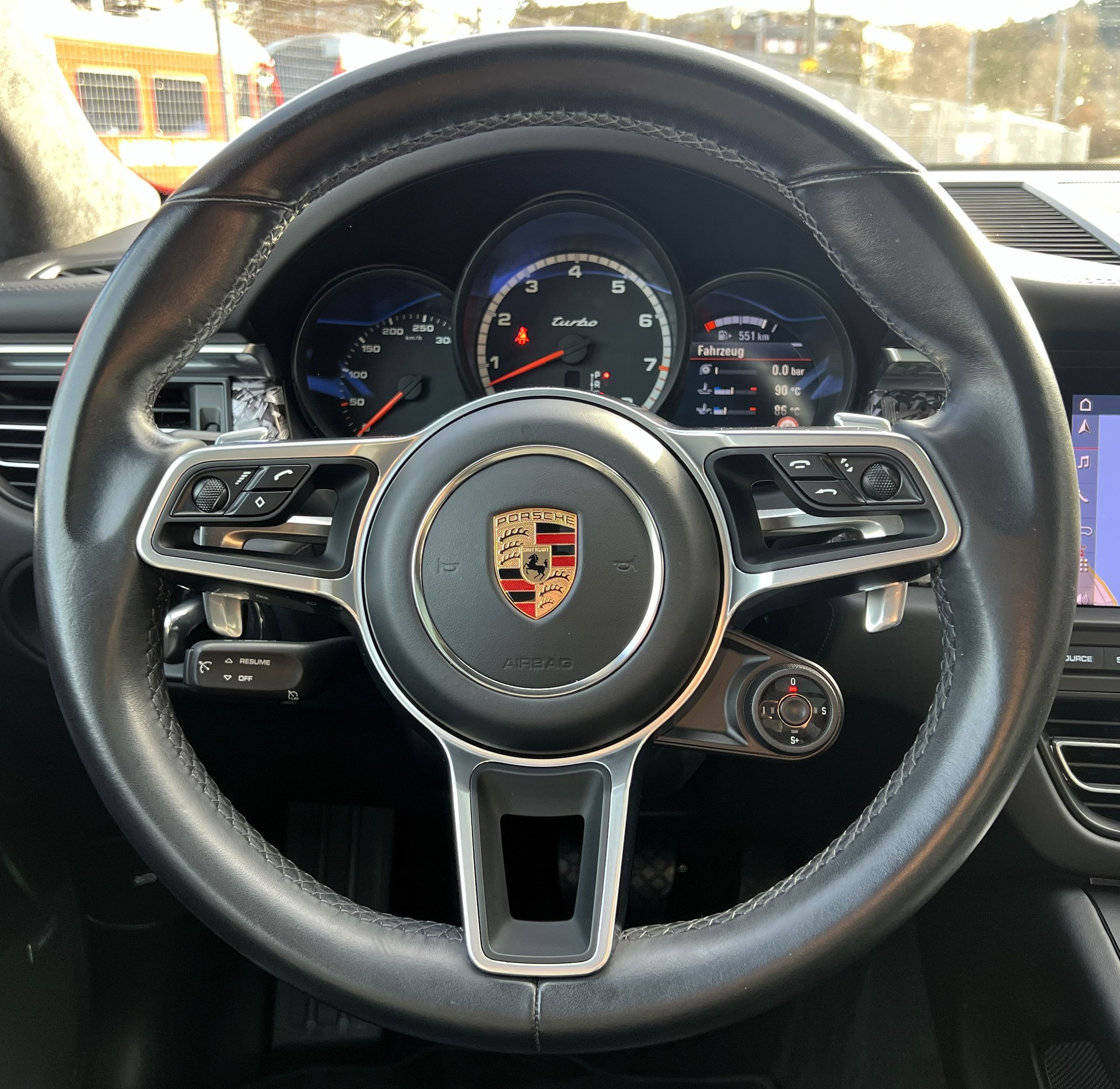 PORSCHE Macan Turbo PDK-image-25