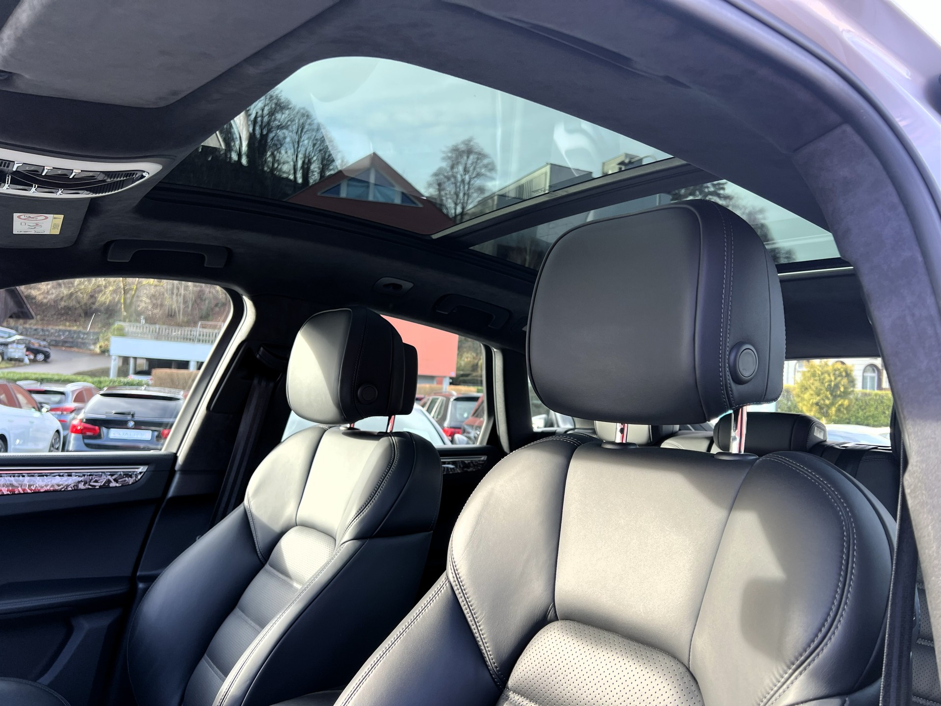 PORSCHE Macan Turbo PDK-image-20