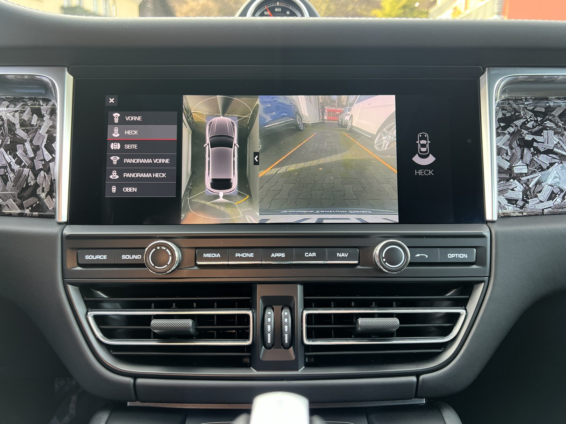 PORSCHE Macan Turbo PDK-image-23