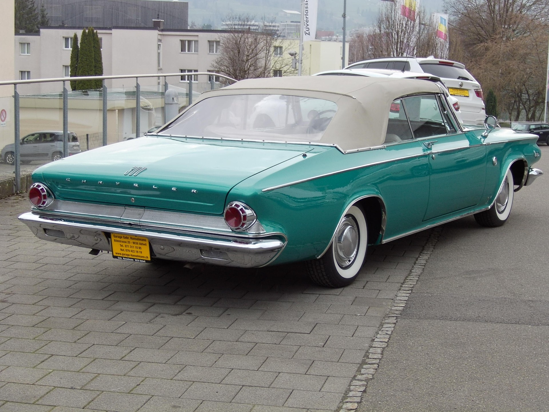 CHRYSLER 300-image-15