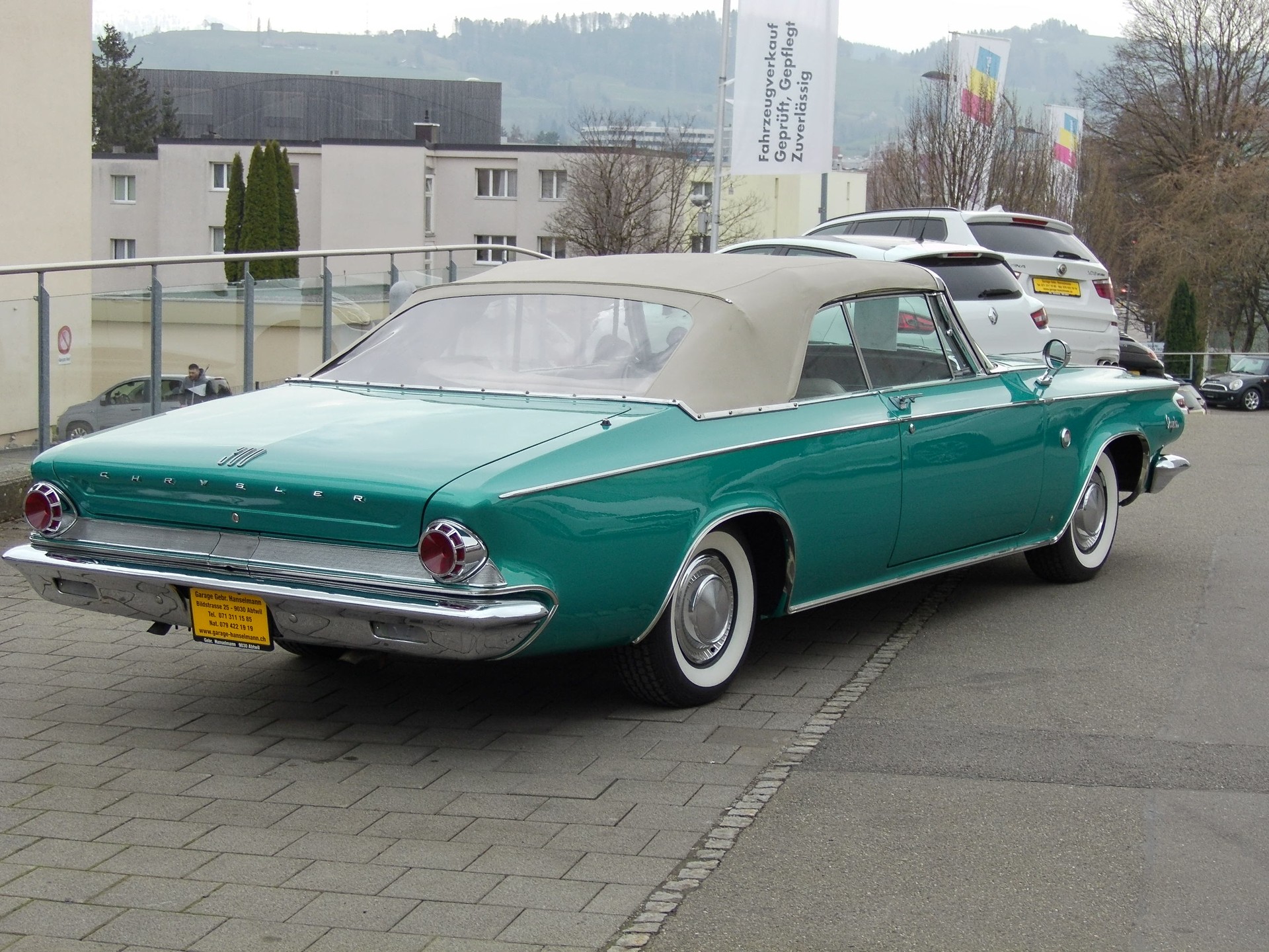 CHRYSLER 300-image-1