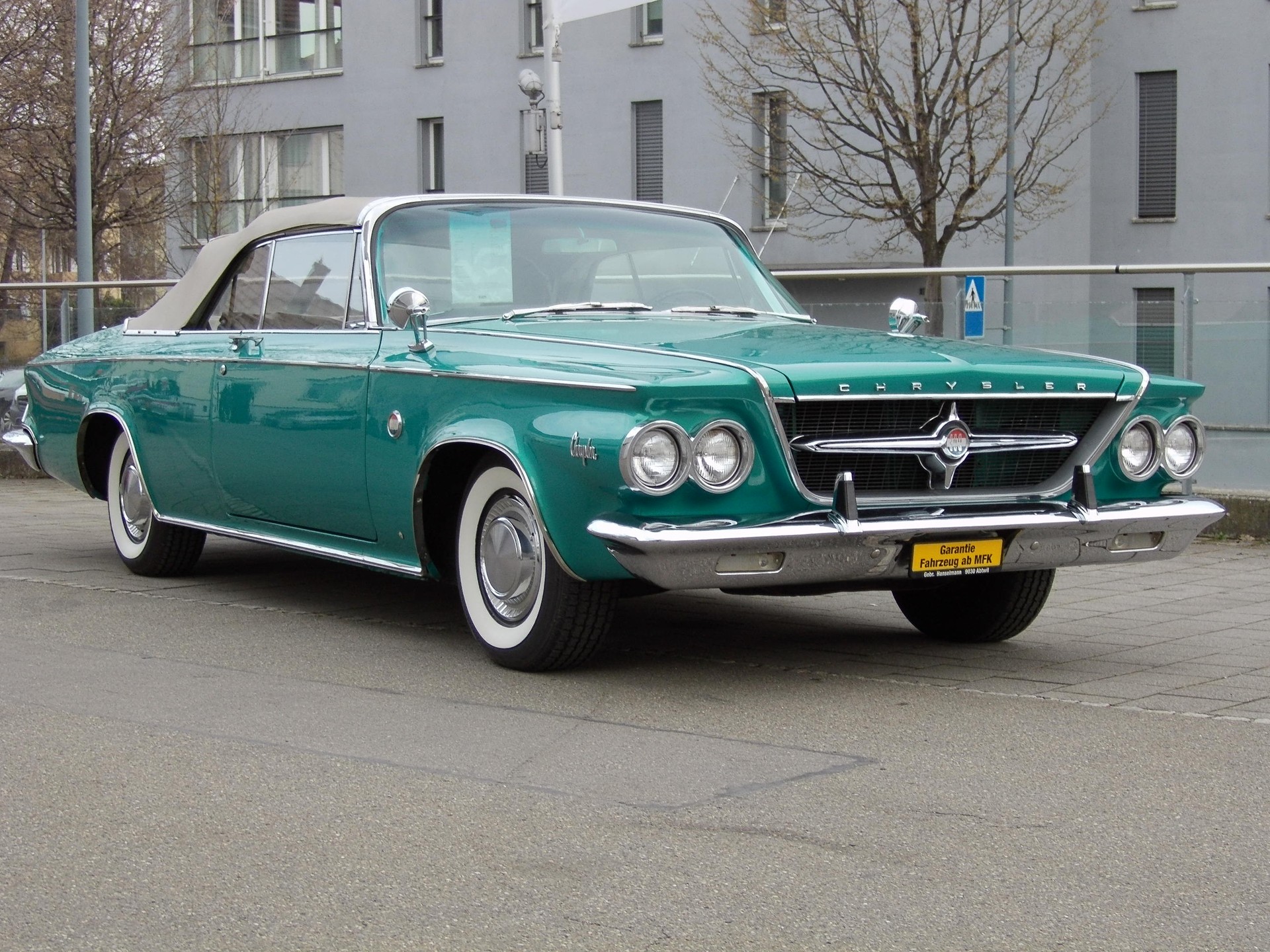 CHRYSLER 300-image-14