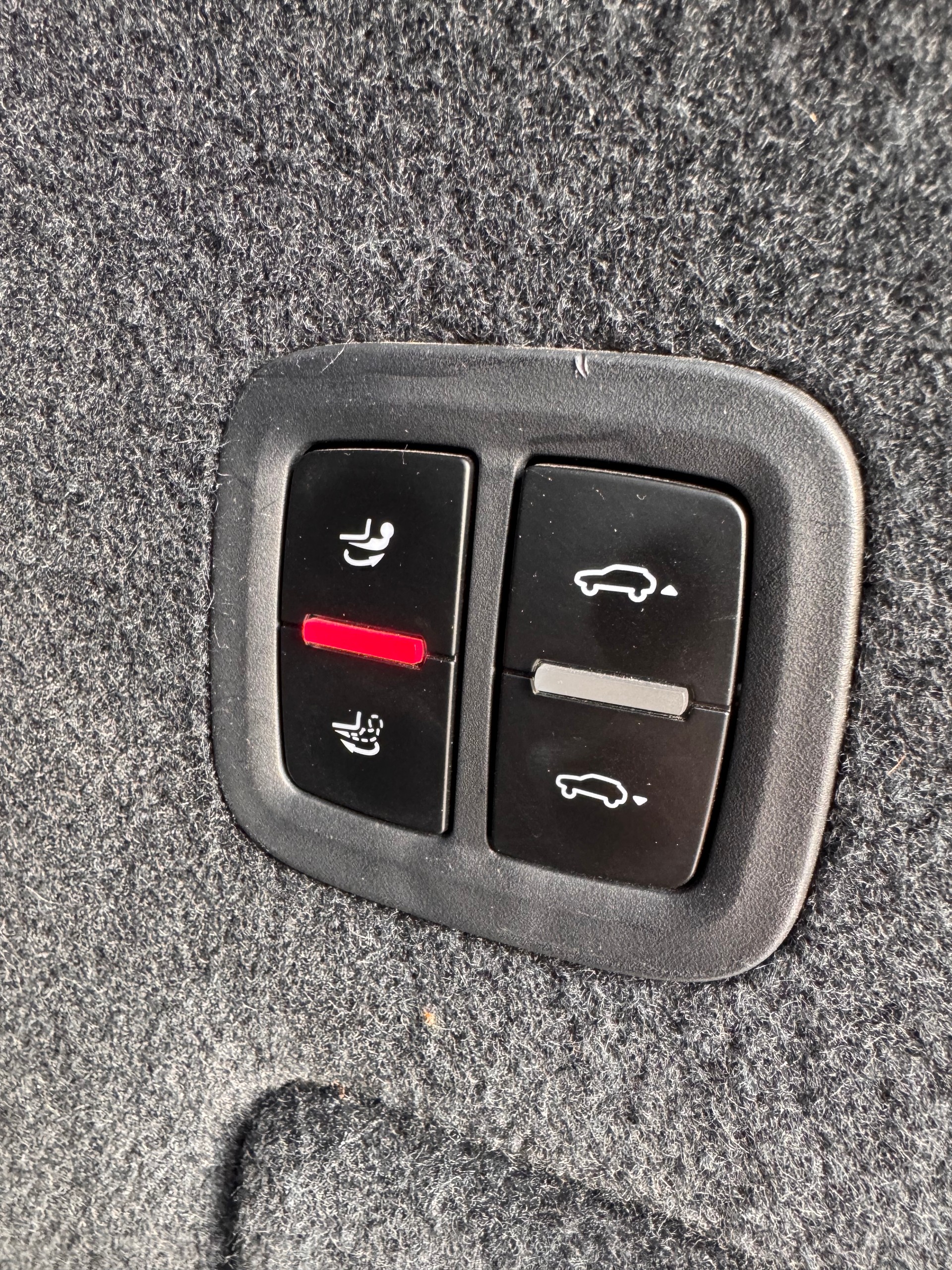 PORSCHE Cayenne Turbo-image-9