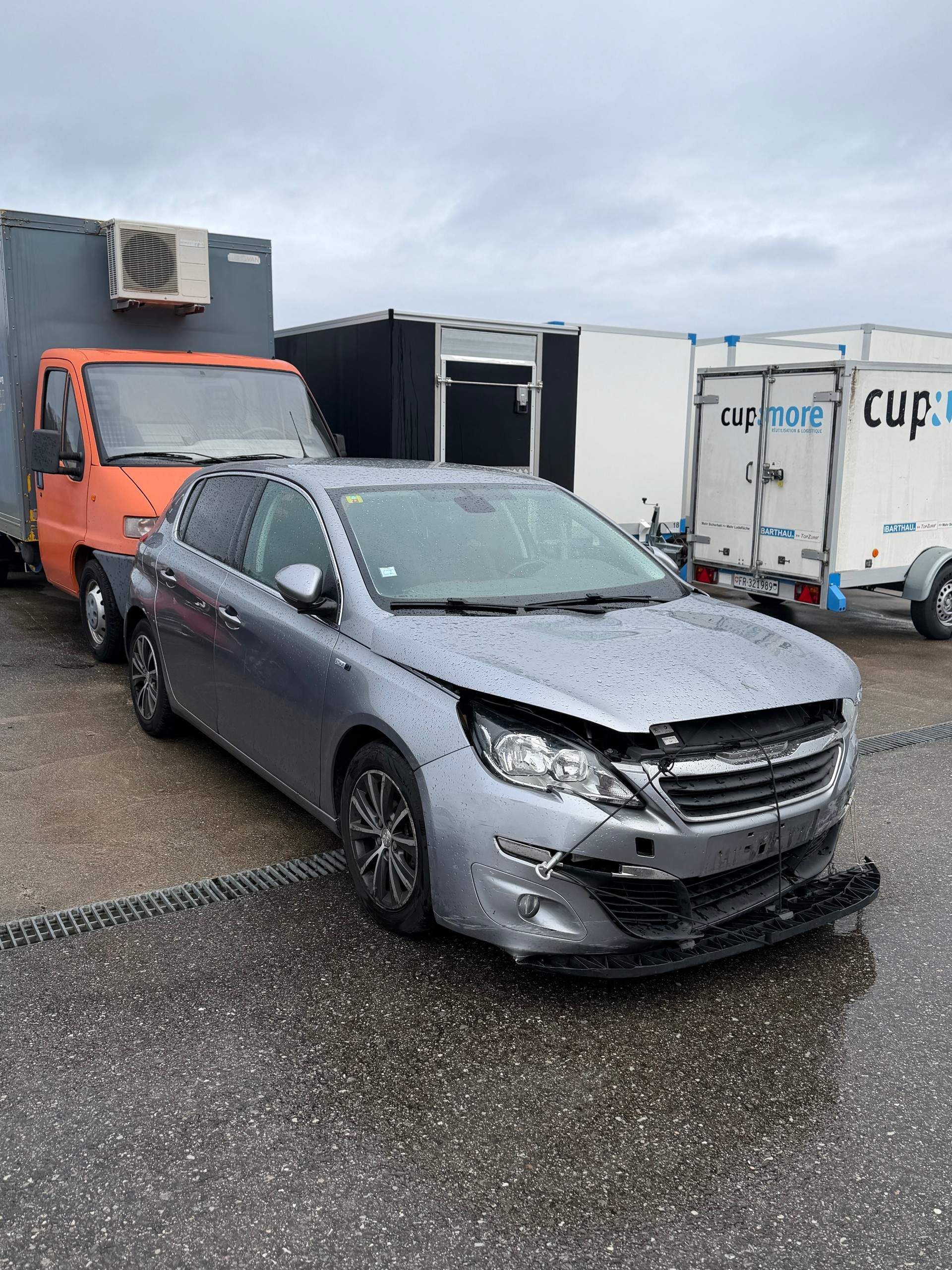 PEUGEOT 308 1.6 BlueHDI Style-image-1