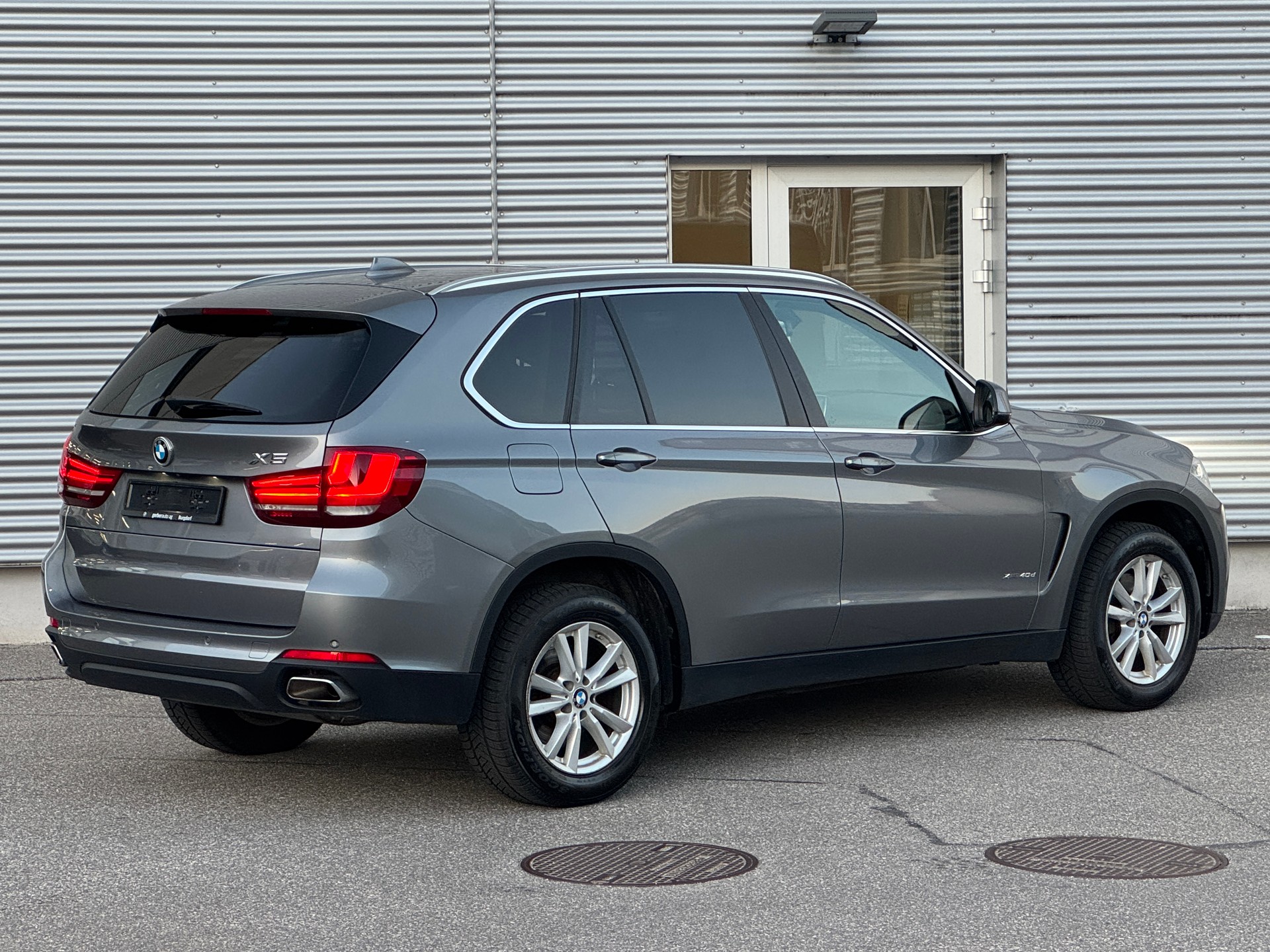 BMW X5 xDrive 40d Steptronic-showroom-element-1