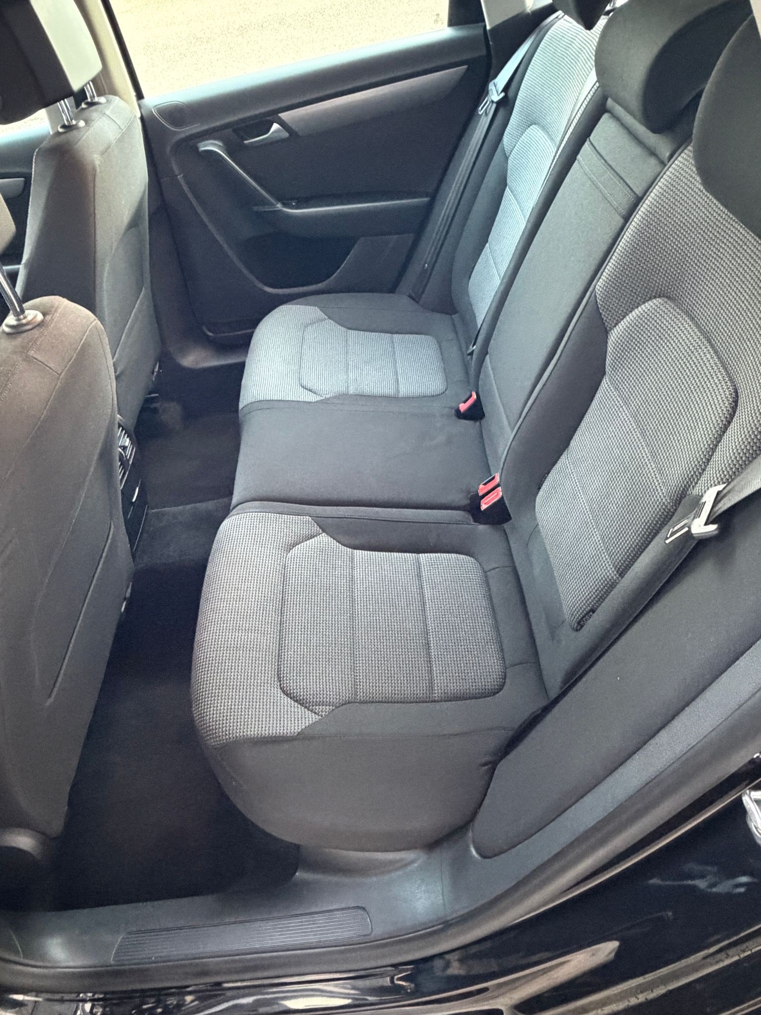 VW Passat Variant 1.4 TSI BMT Comfortline DSG-image-8