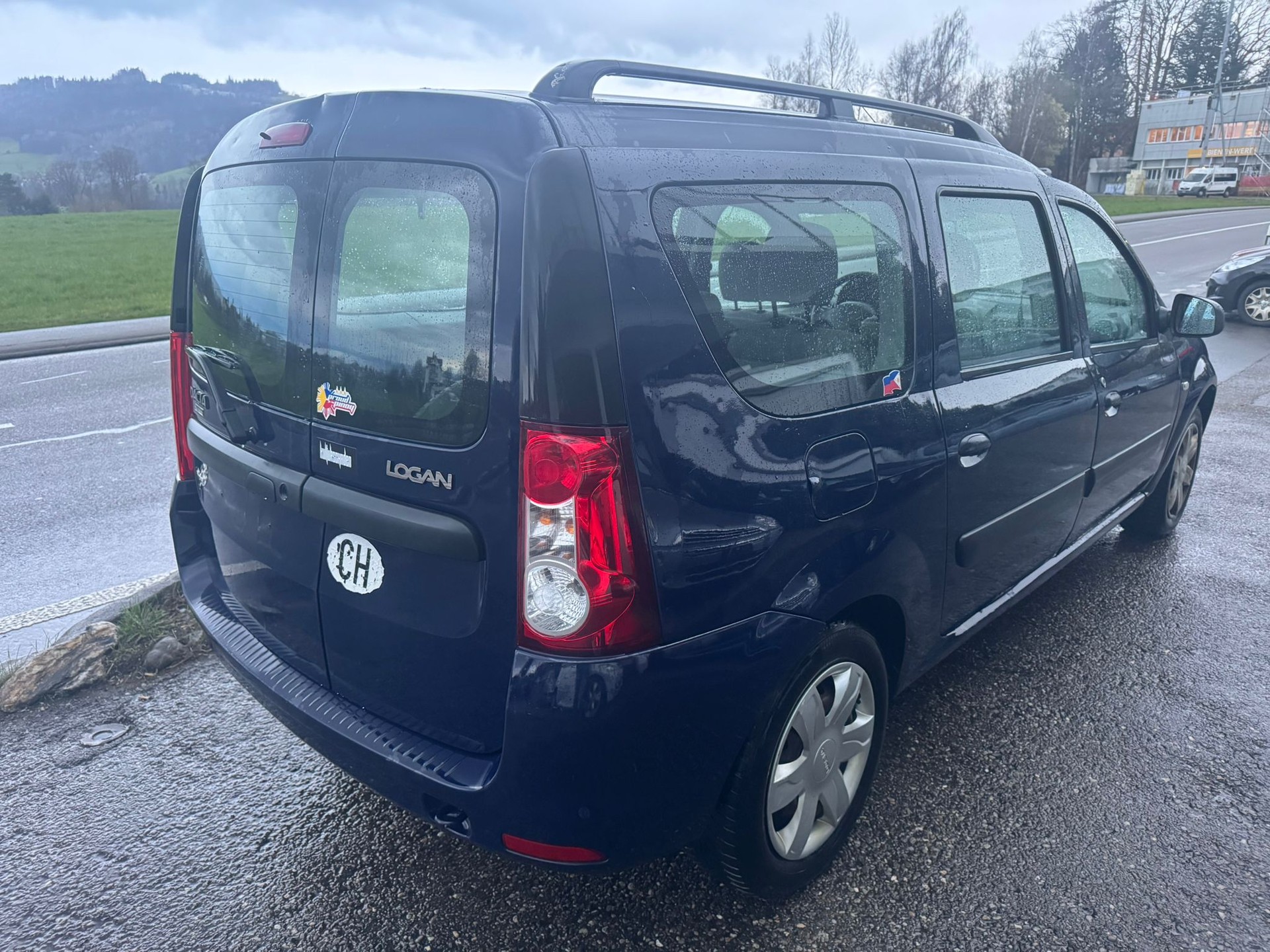 DACIA Logan 1.6 Ambiance-image-4