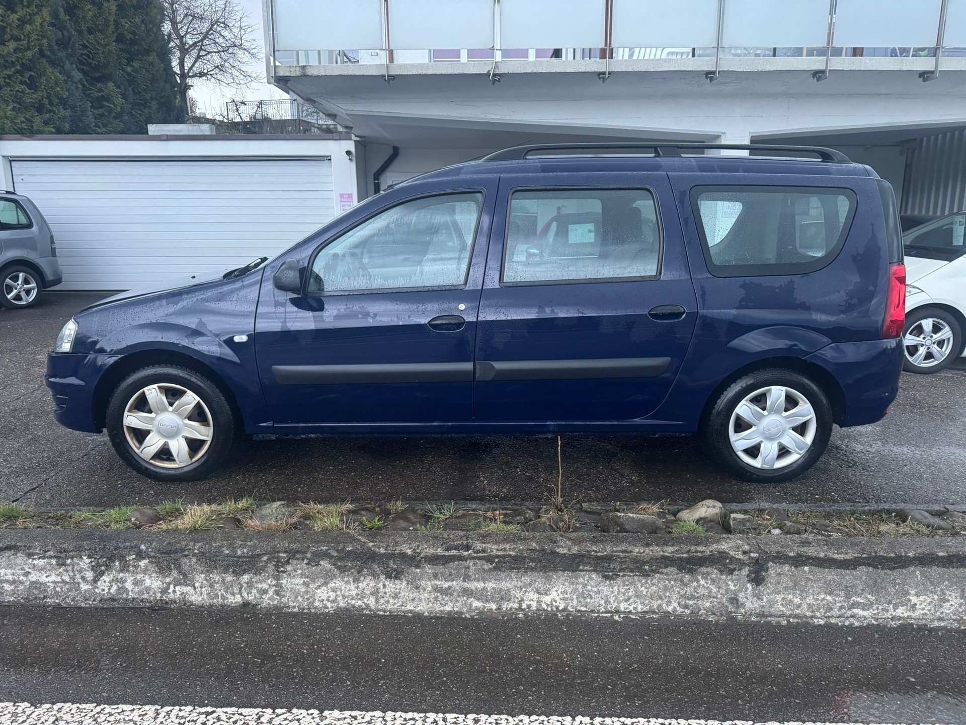 DACIA Logan 1.6 Ambiance-image-8