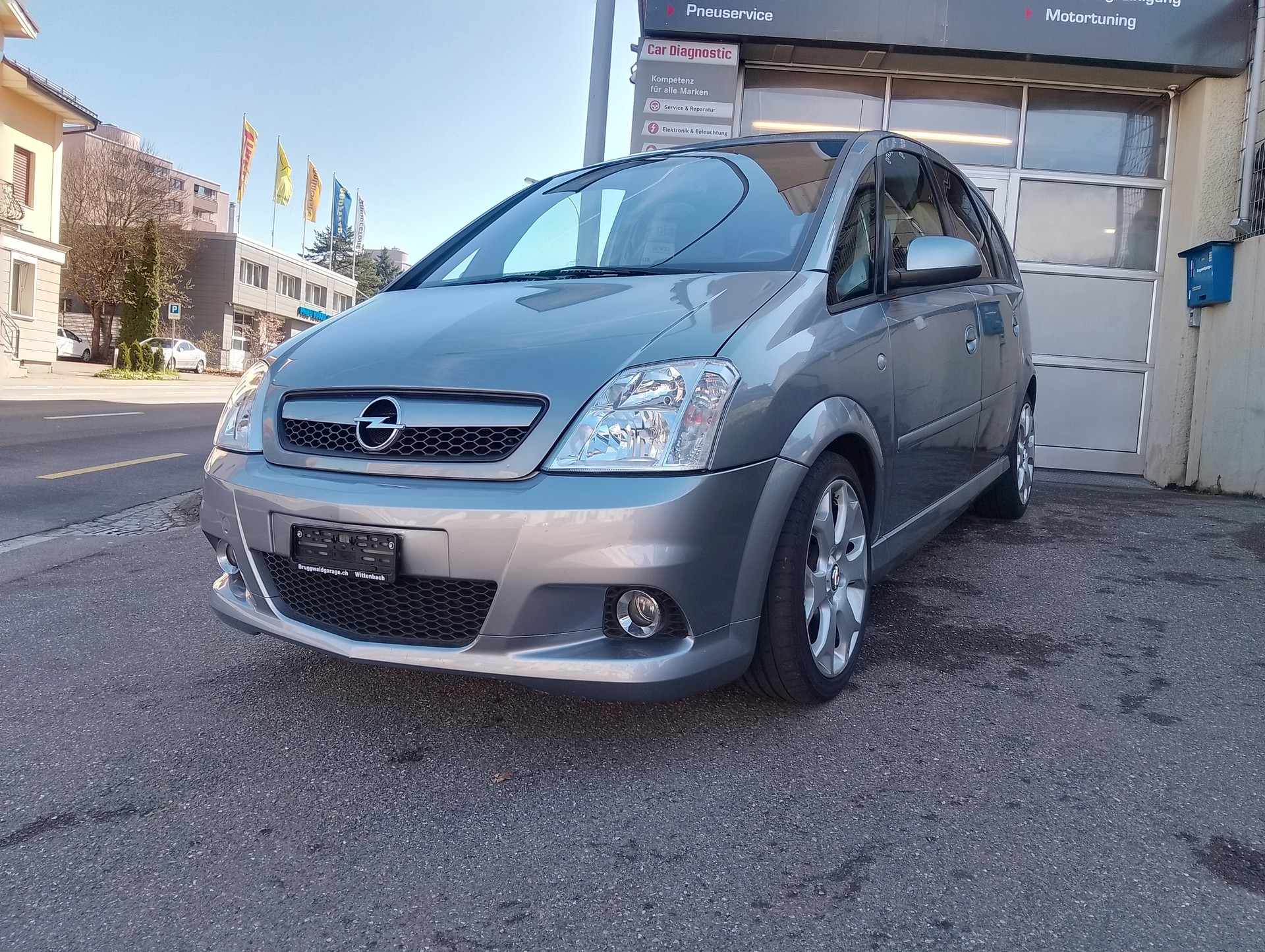 OPEL Meriva 1.6i 16V Turbo OPC-image-3