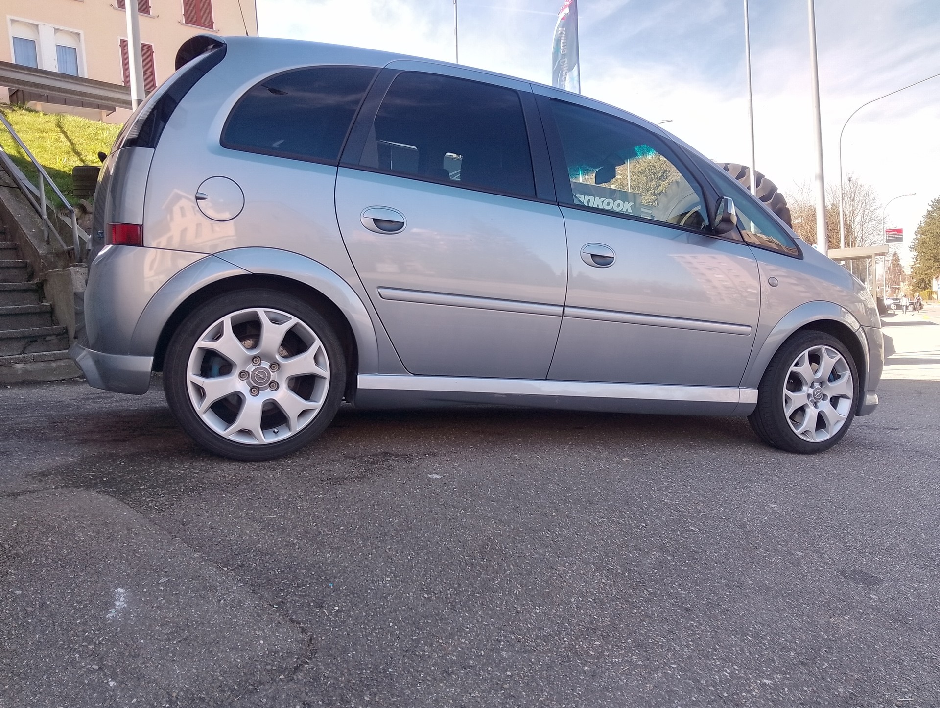 OPEL Meriva 1.6i 16V Turbo OPC-image-9