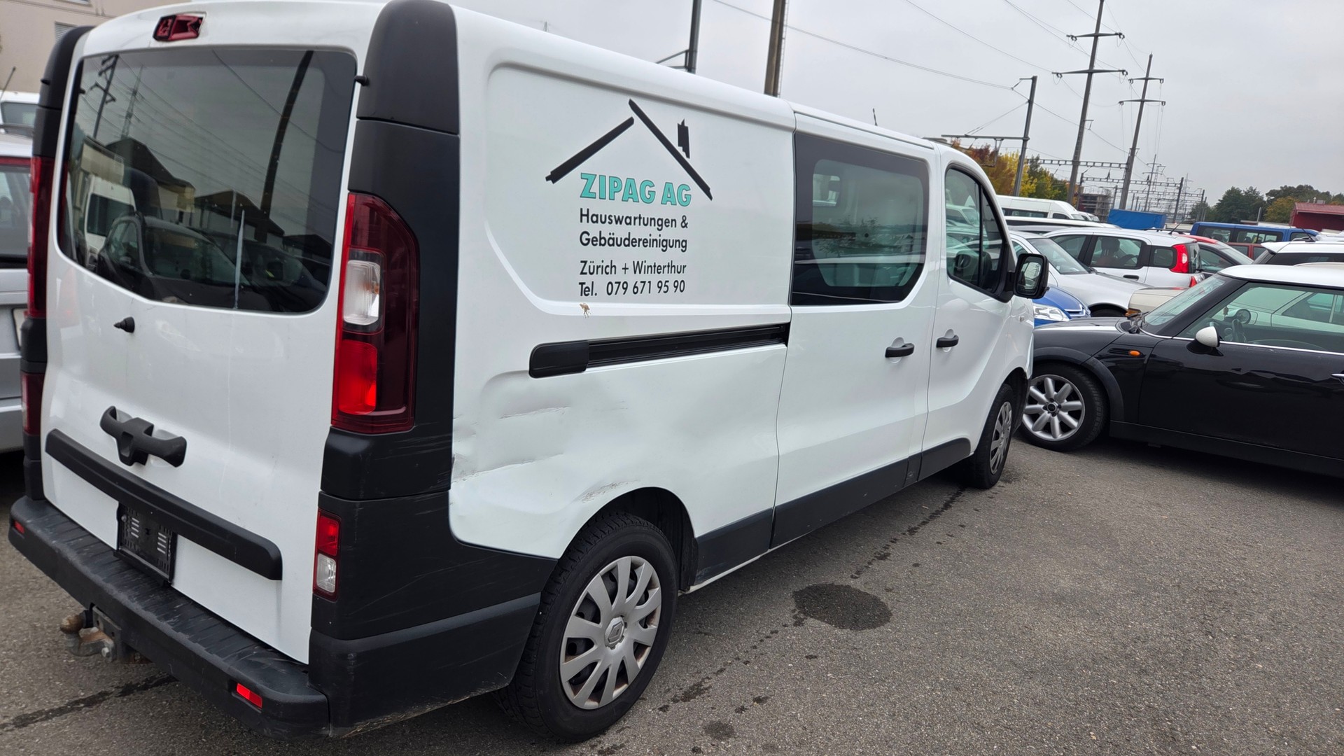 RENAULT Trafic 1.6 ENERGY TwinT. dCi120 2.9t Business L2H1-image-1
