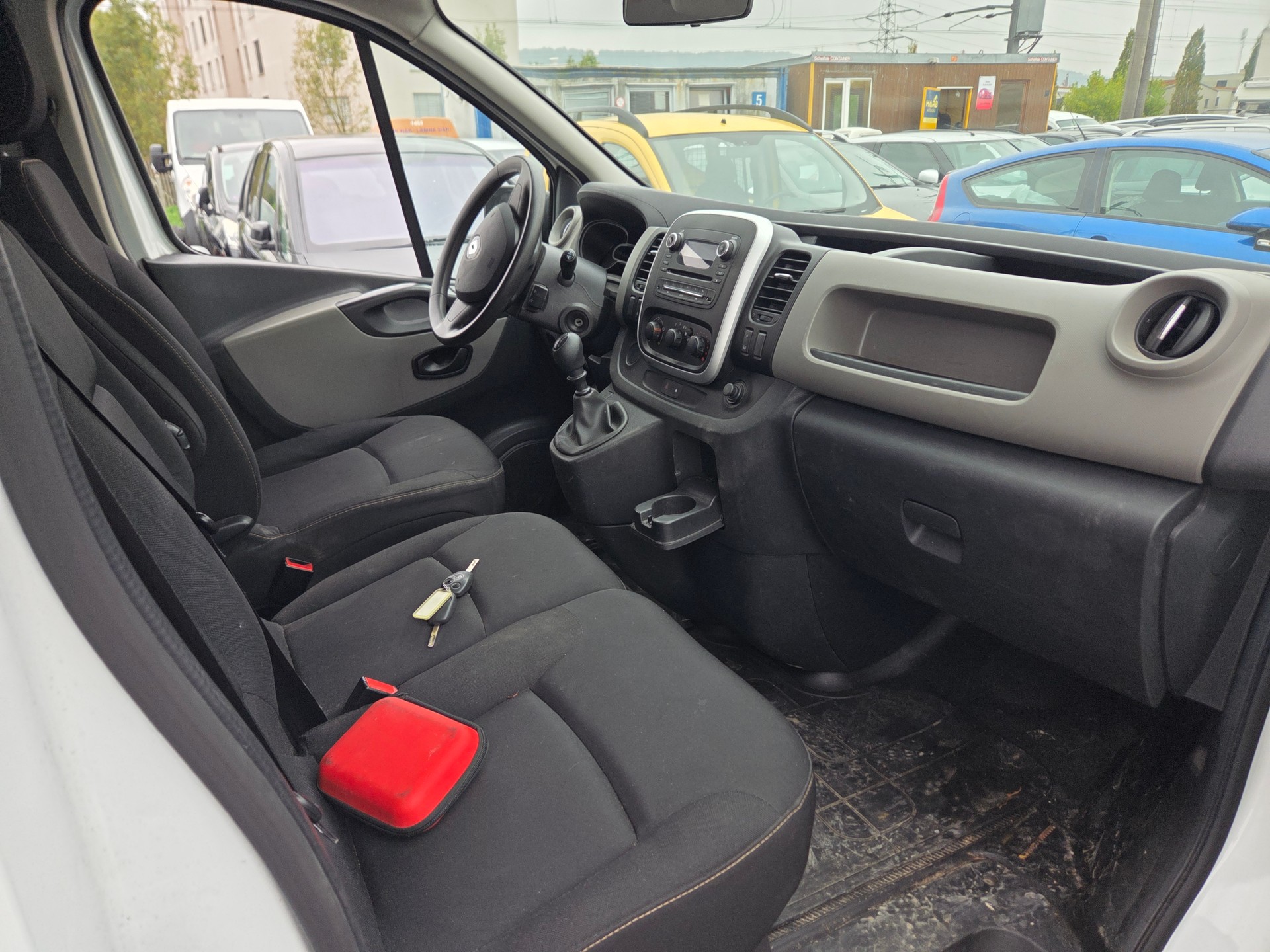 RENAULT Trafic 1.6 ENERGY TwinT. dCi120 2.9t Business L2H1-image-6
